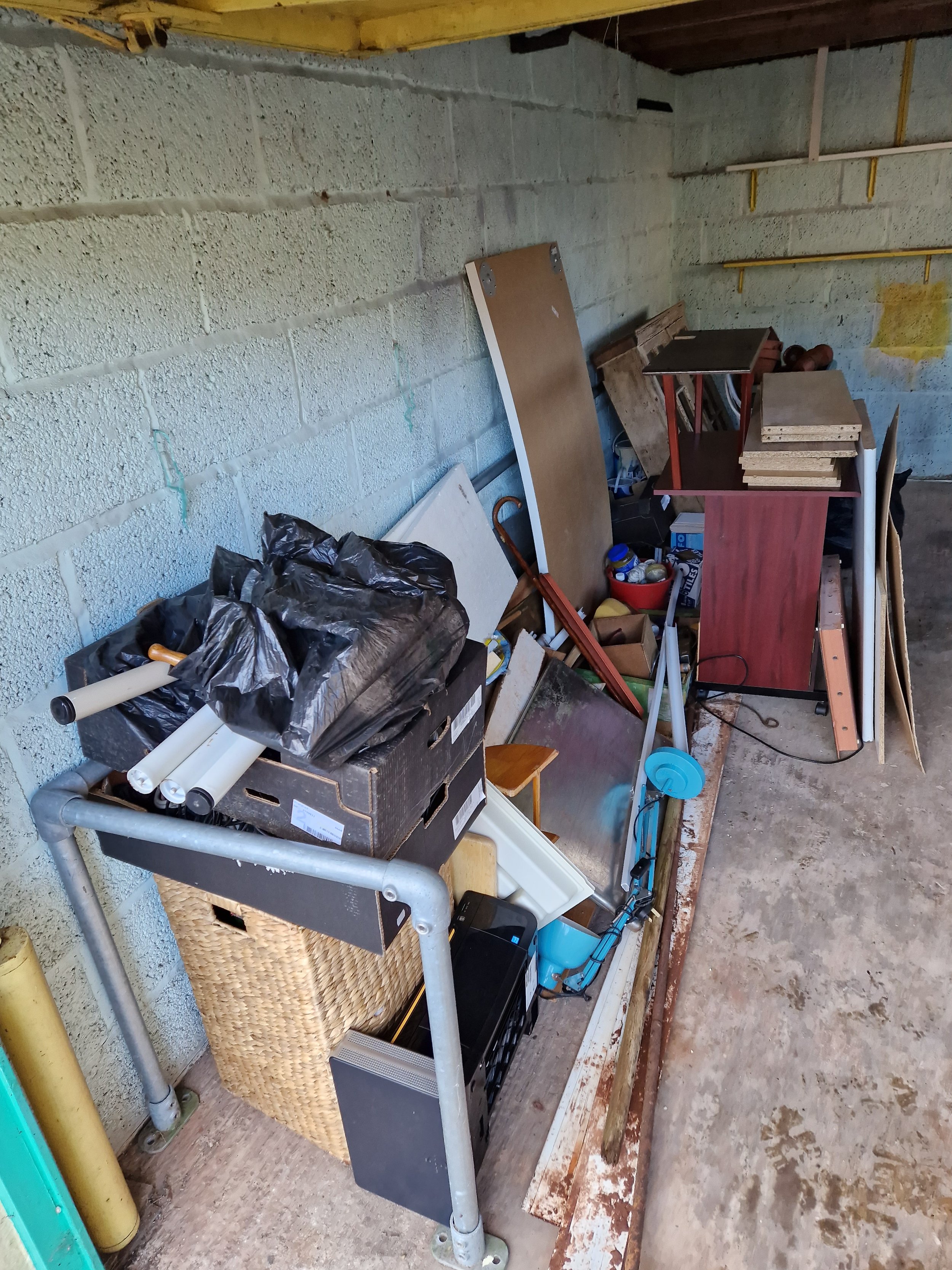 Garage clearances in Torquay