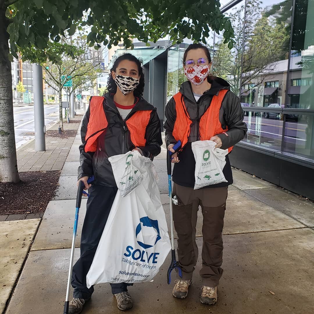 Major kudos goes out to the 42 volunteers who despite the rain came out to SWCR&rsquo;s Fall SOLVE Cleanup this past Saturday! In total, we were able to collect approximately 700 pounds of litter around the neighborhood. Thanks for your help in makin