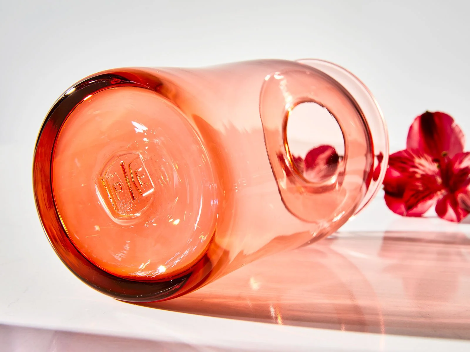 Sway Bud Vase
