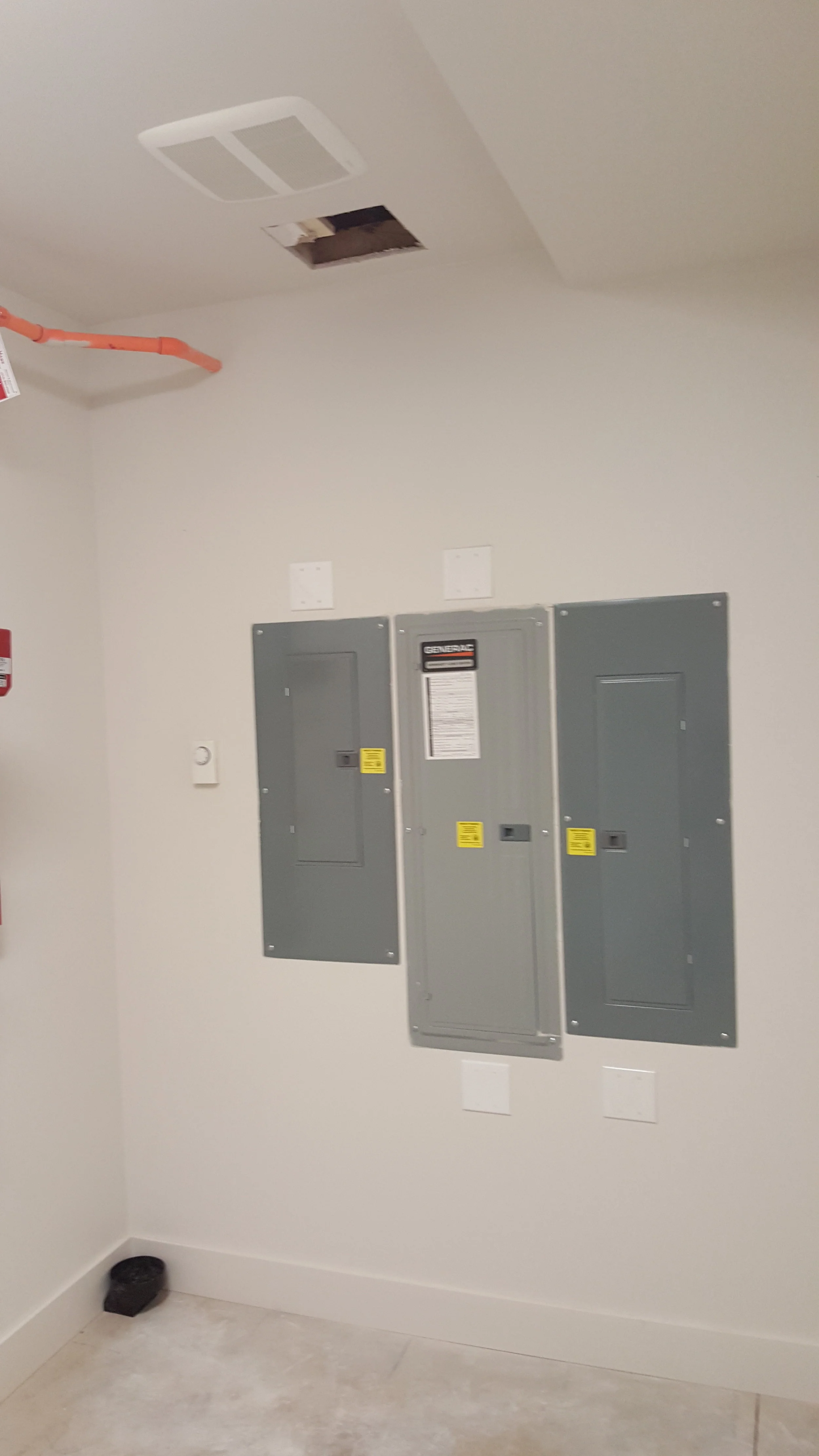 Three-Panel 320 Amp Service