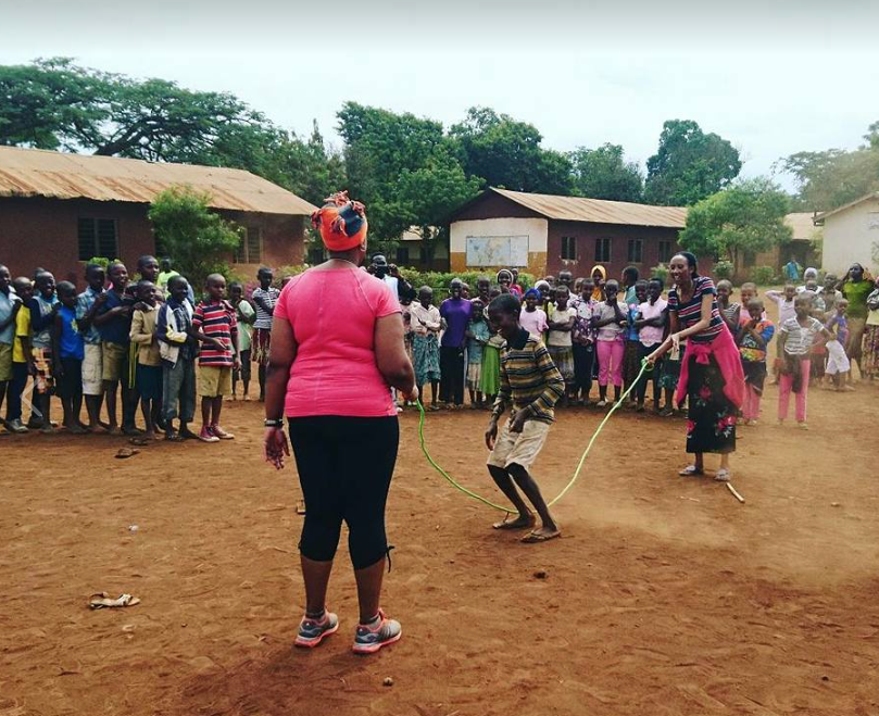 During NaneNane a public holiday in Tanzania, Simbas arranged an open event for all kids in our community with music, games, dancing, acrobatics and LOTS of fun!
