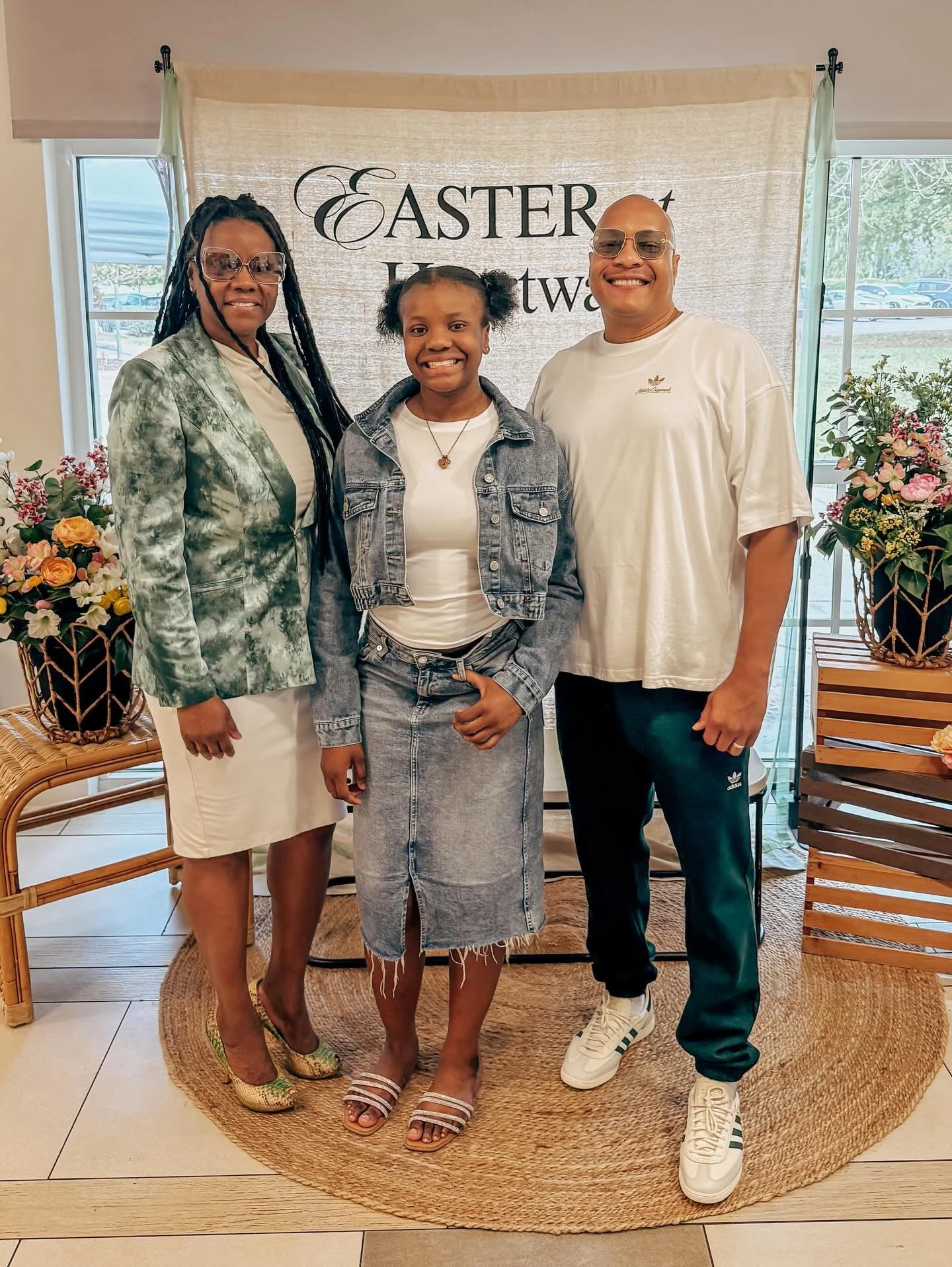 Easter smiles to last a lifetime! 🙌🖤🐰