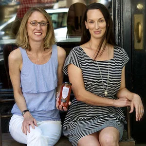 Laura and Melissa Vitelli