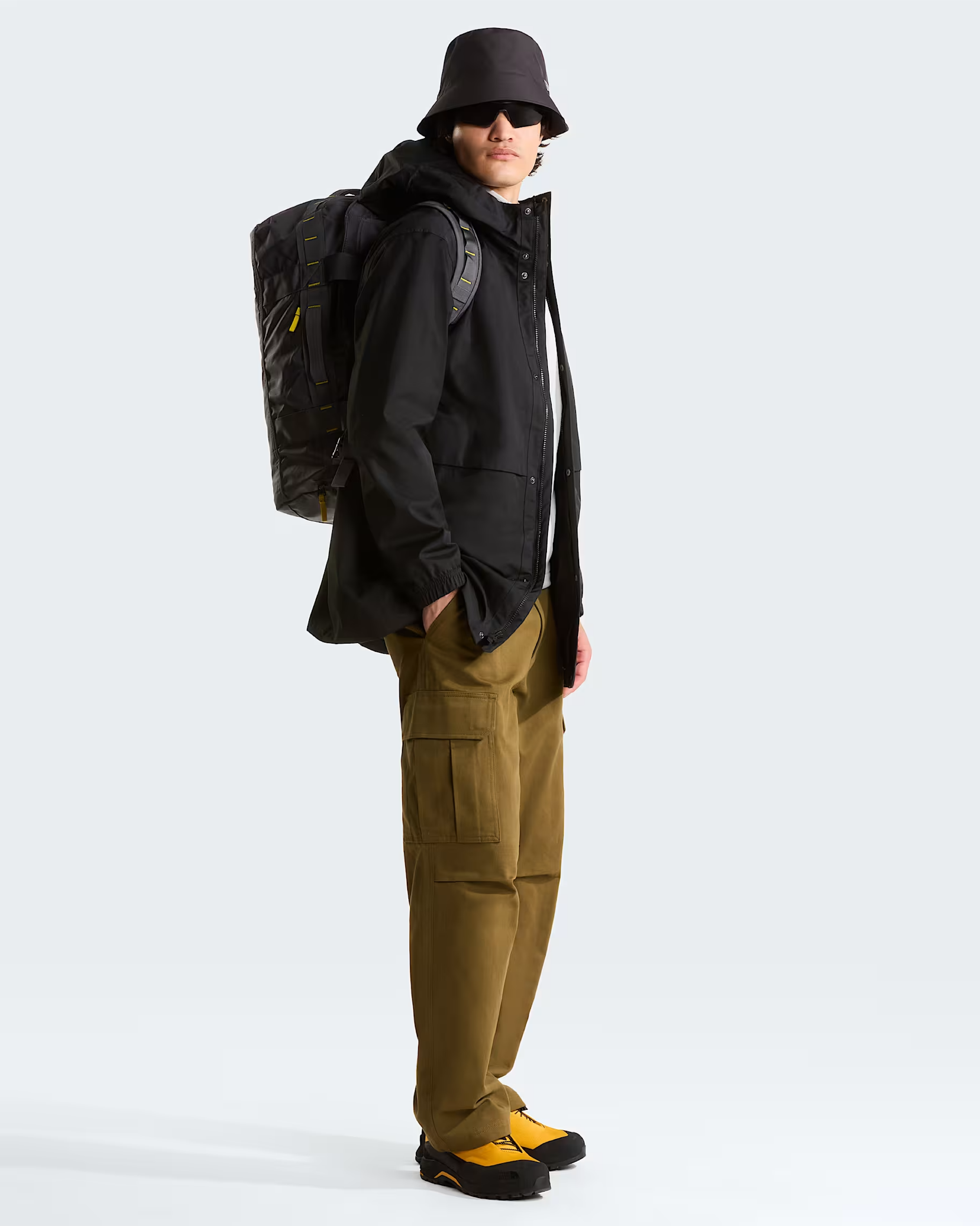 Mens-DryVent-Field-Parka-TNF-ALT31-09.png
