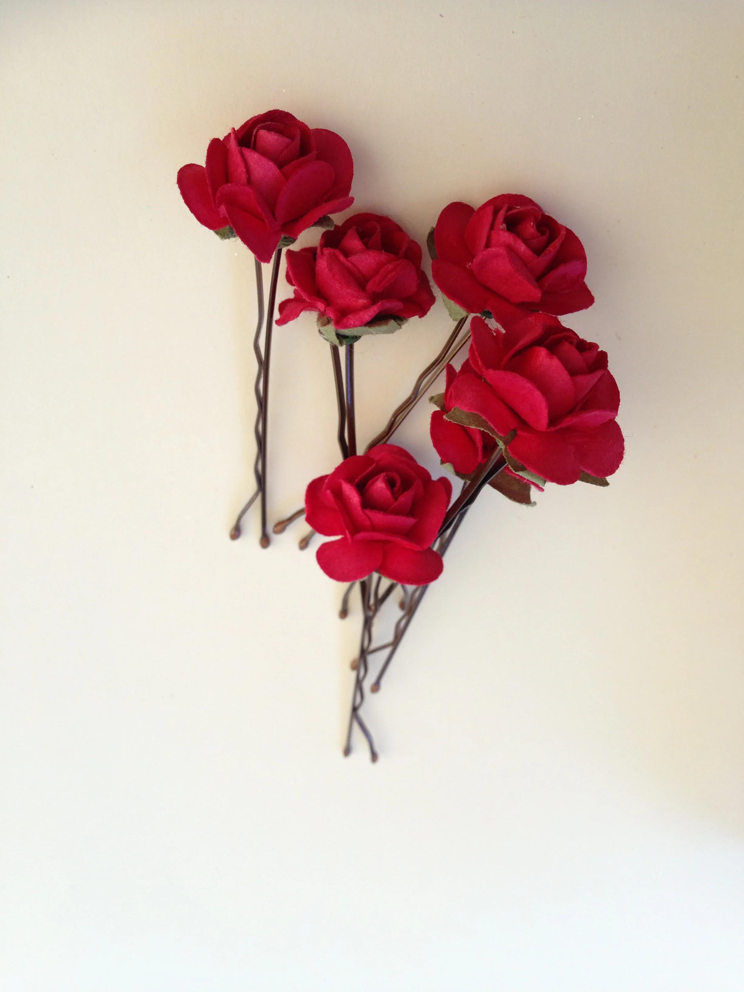 amore | red rose hair pins