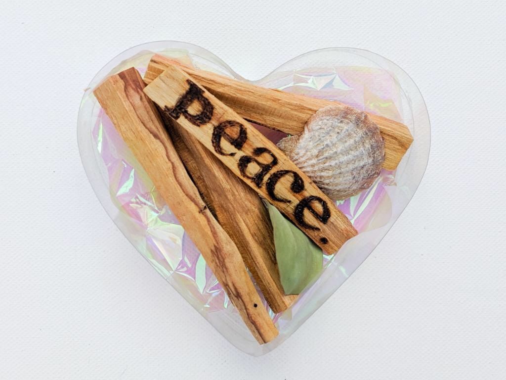 6A9033F2-2A14-4C5B-878D-6759341E3EC1