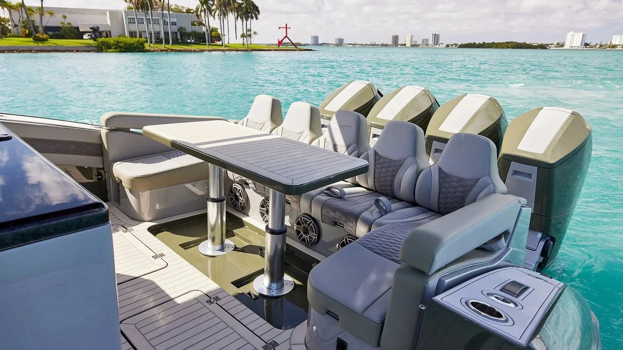 How Boat Builders Choose Stainless Steel and Aluminum Parts Suppliers