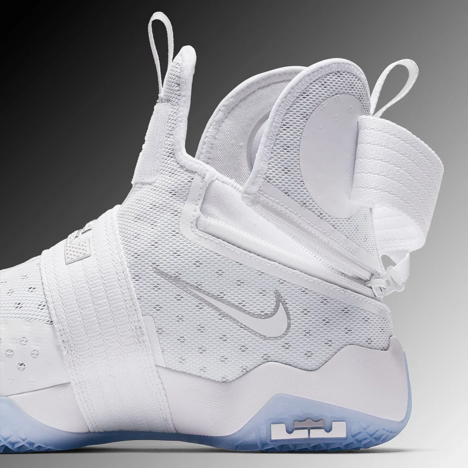 lebron soldier 10 flyease