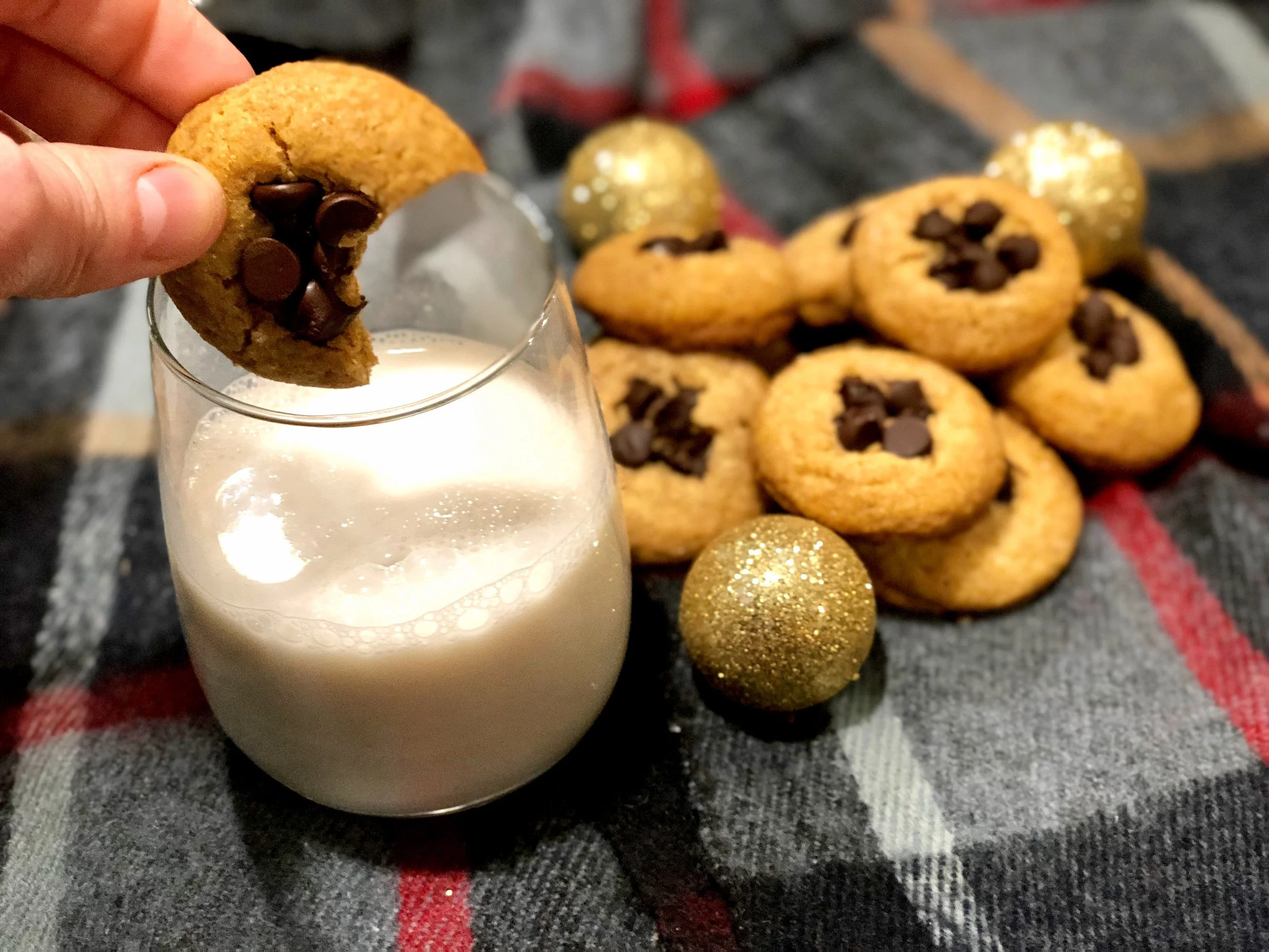 Keto4Karboholics Too-Good-To-Be-True Peanut Butter Blossoms