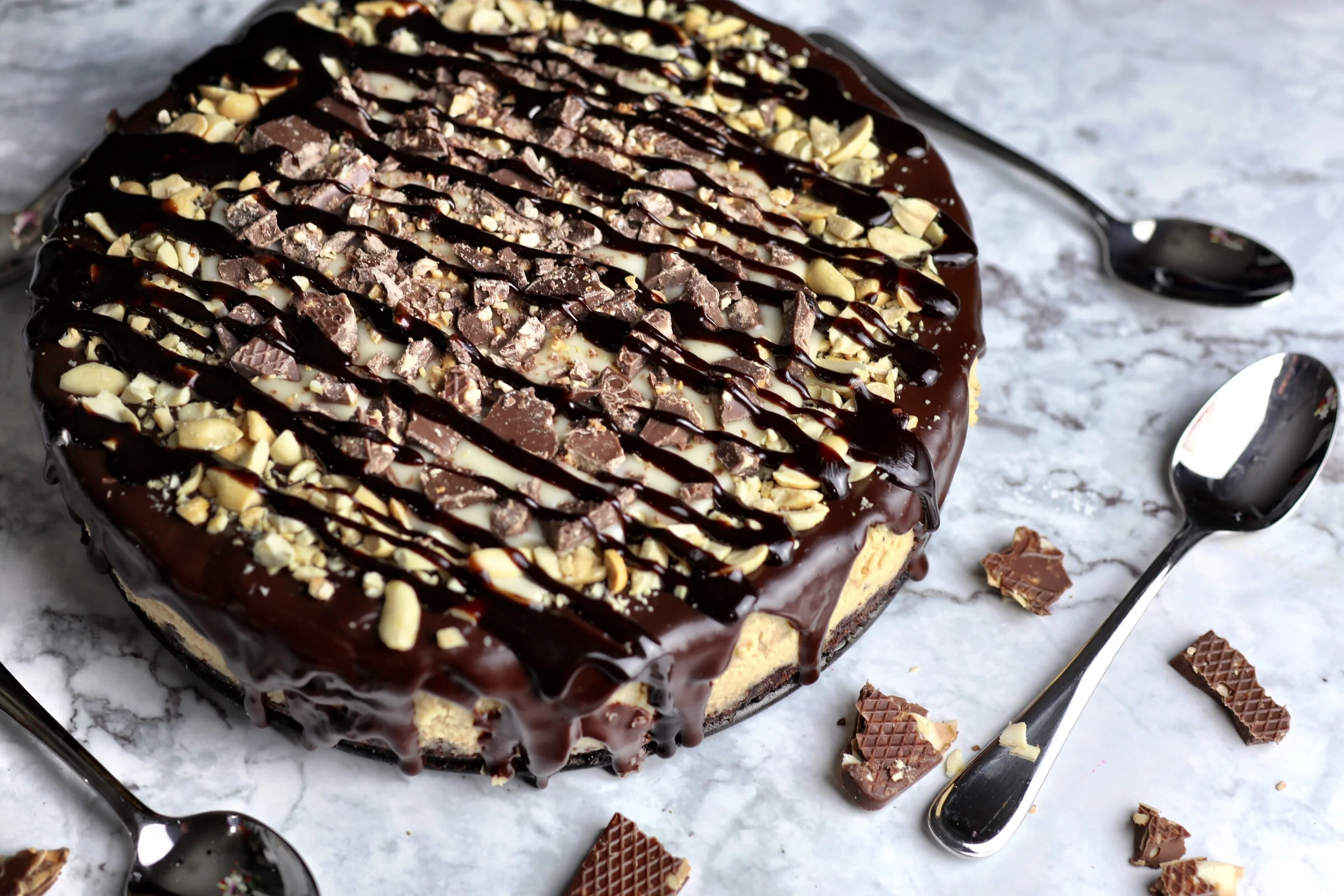 Snickers Cheesecake