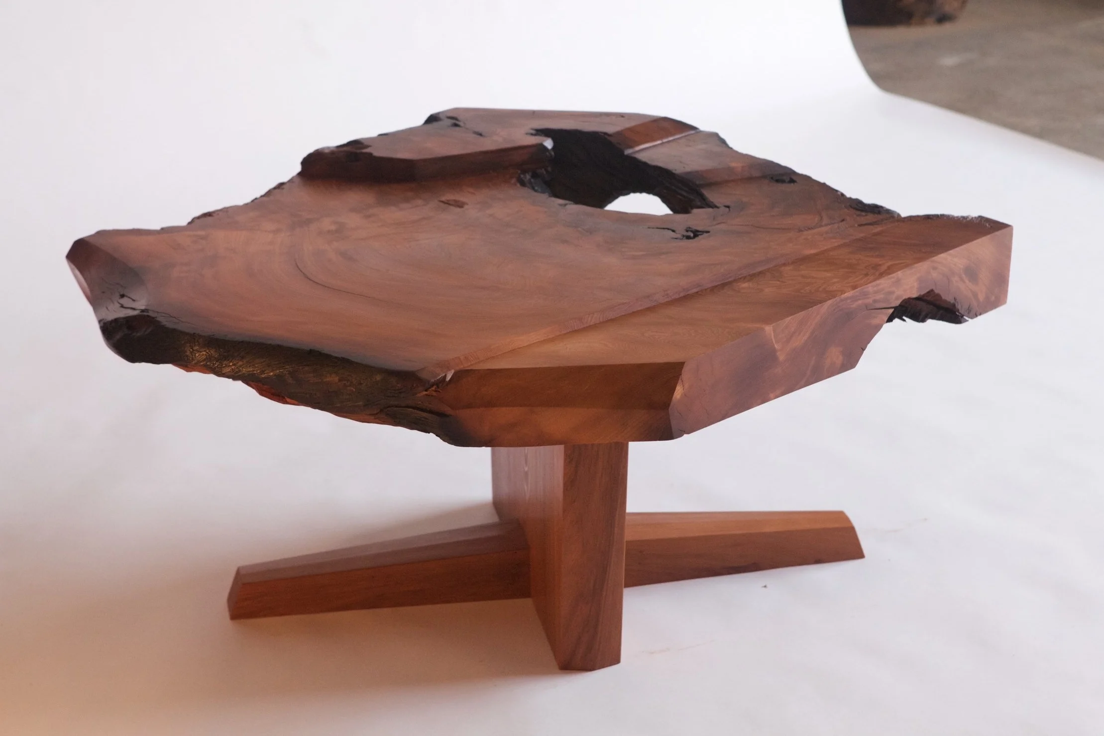 Burl coffee table 302.jpg