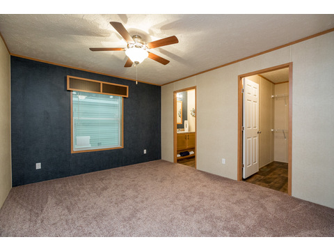 Slideshow #3 186004_bedroom1_480_6.jpg