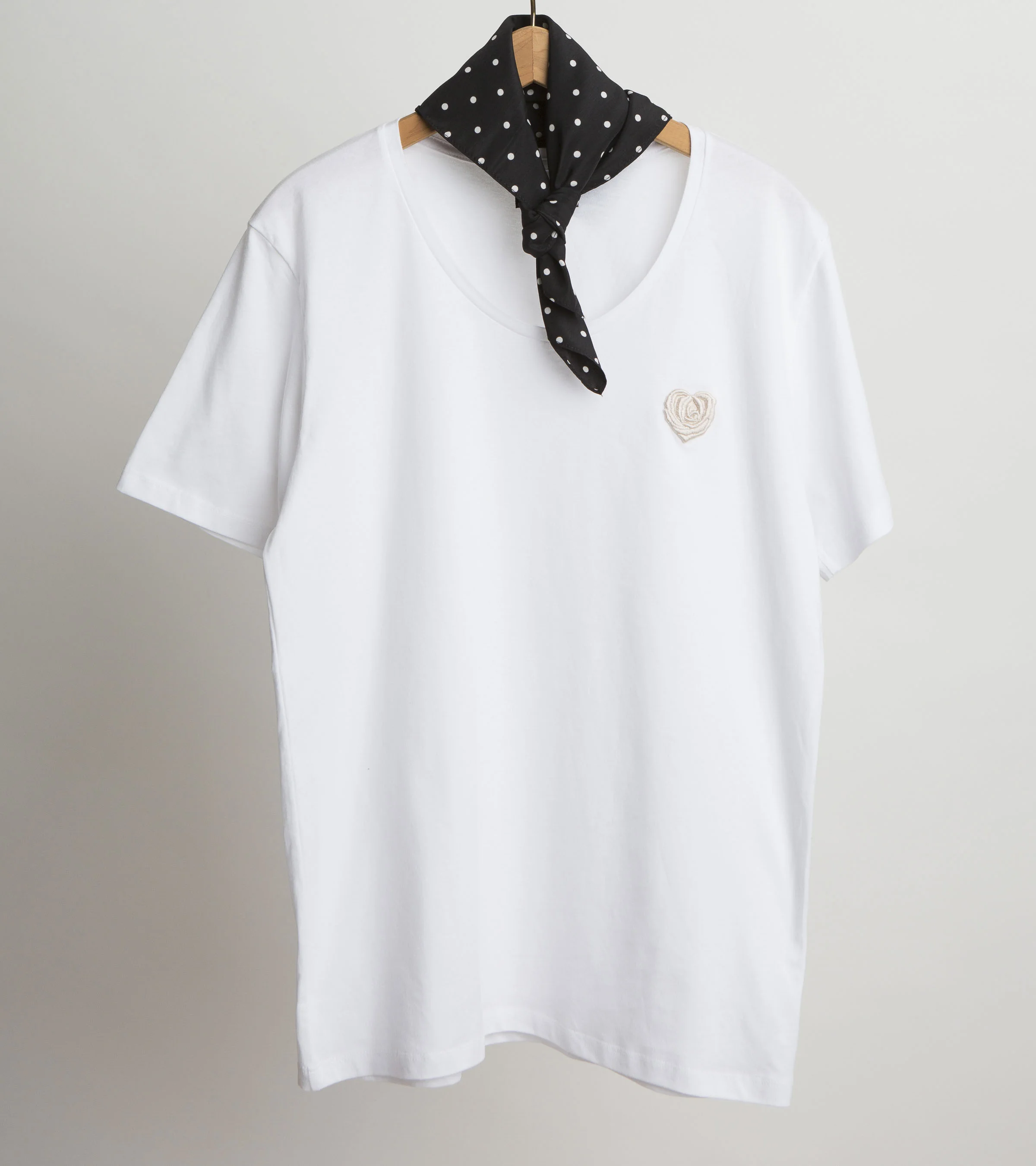 WIDE NECK TEE