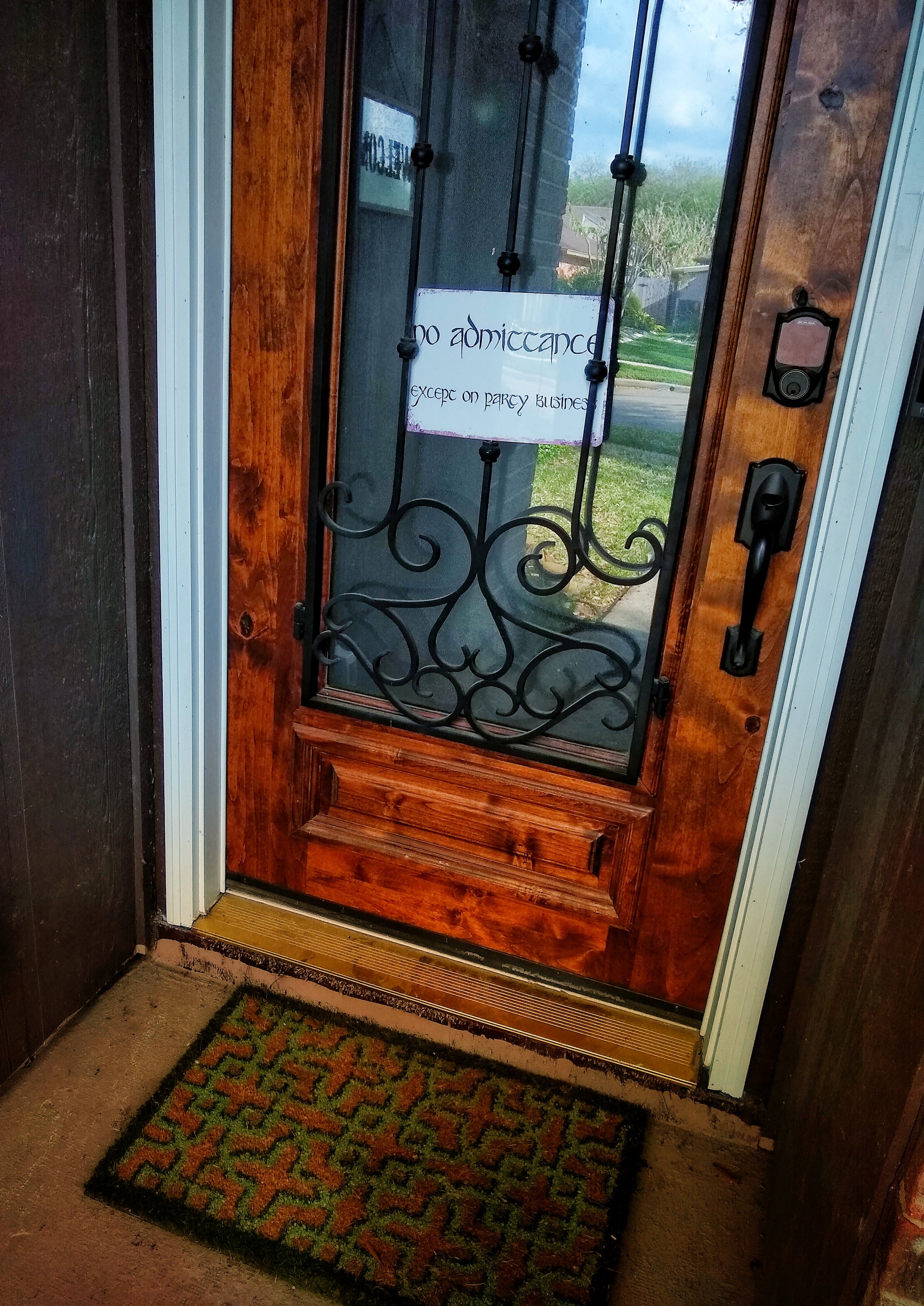 hobbit-no-admittance-except-on-party-business.jpeg