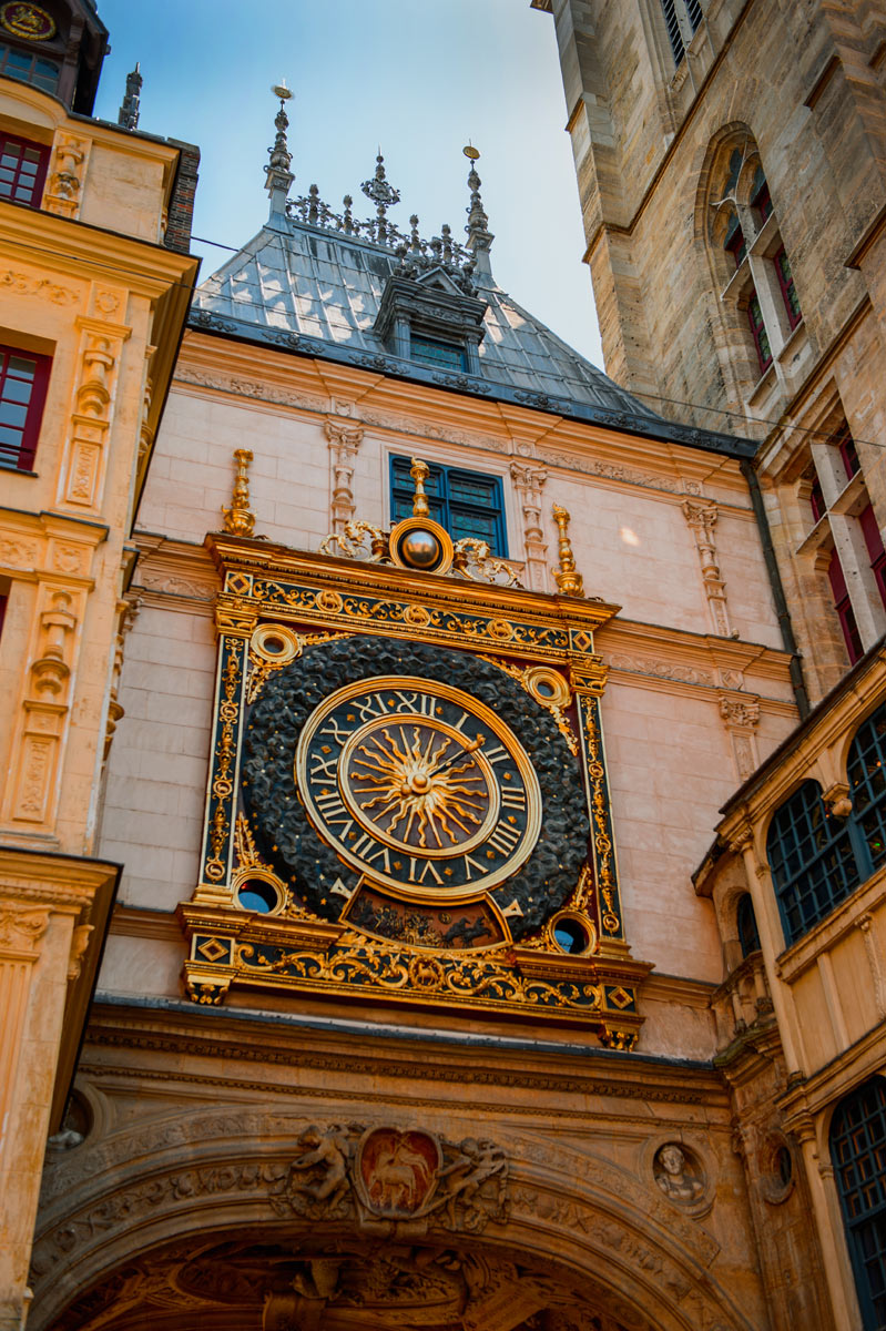 rf_ss_fr_rouen_clock_294338540_1200x800.jpg