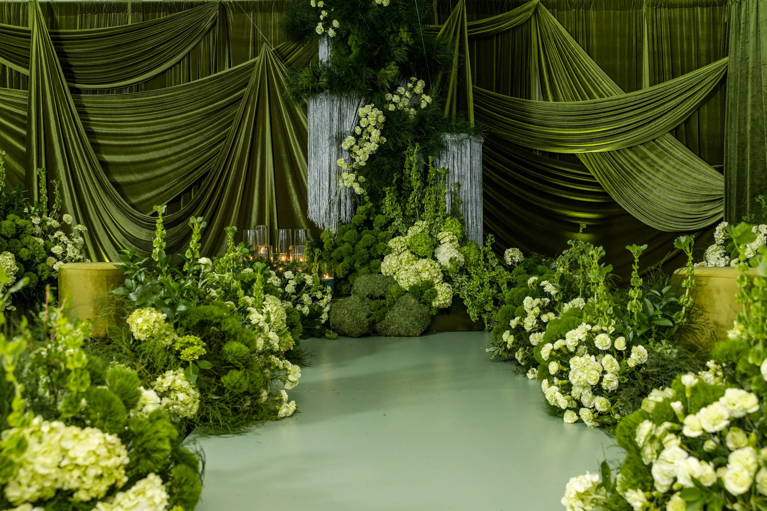 Luxe Ambience Sneak  Iris Mannings Photography-63.jpg