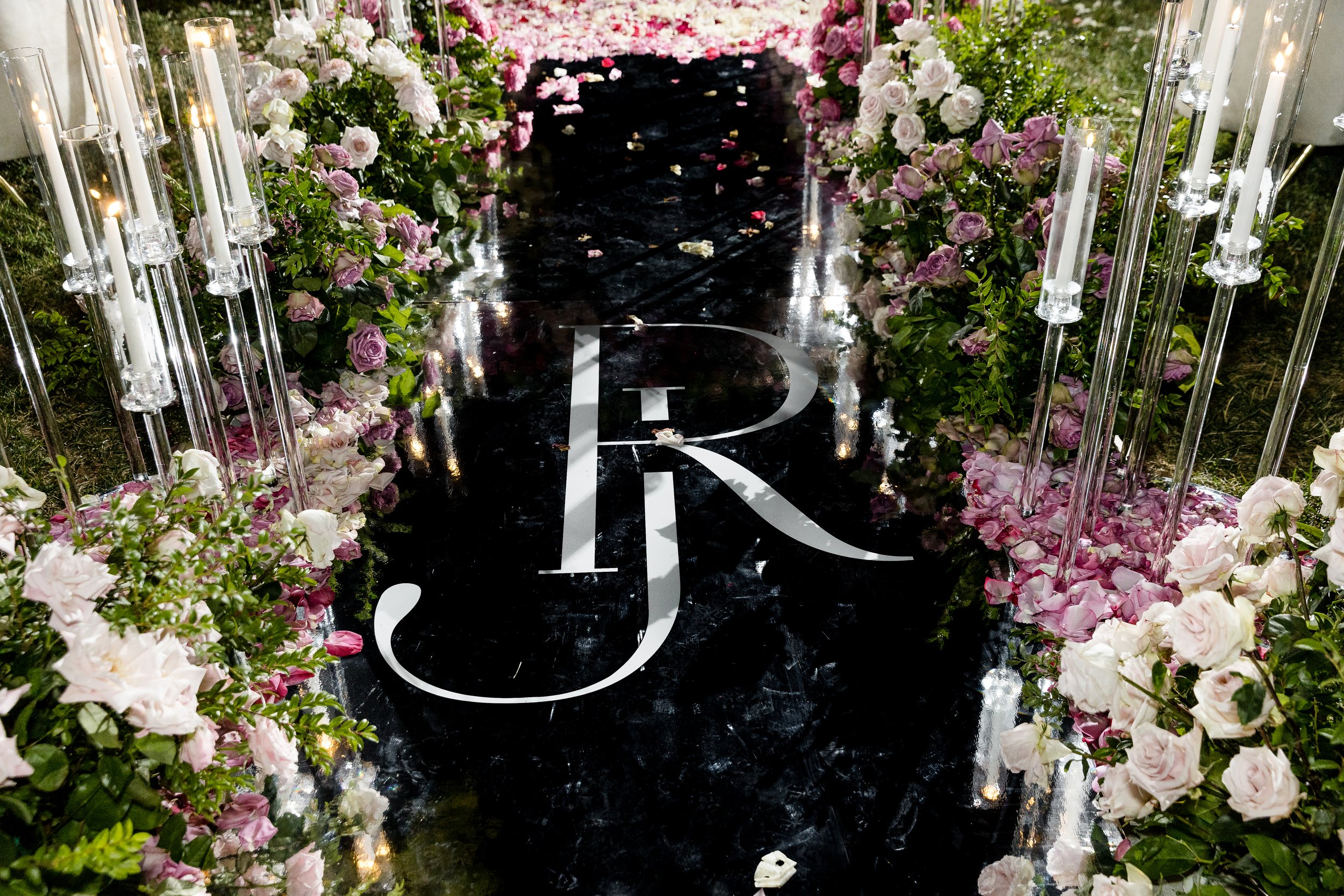 Robyn + Juan (Details)  Iris Mannings -464.jpg