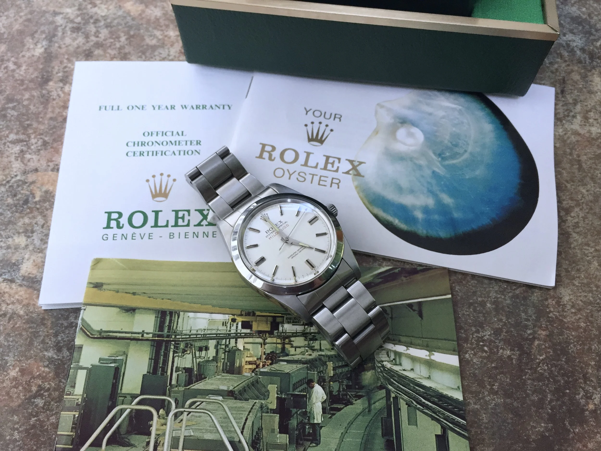 Milgauss_1.jpeg