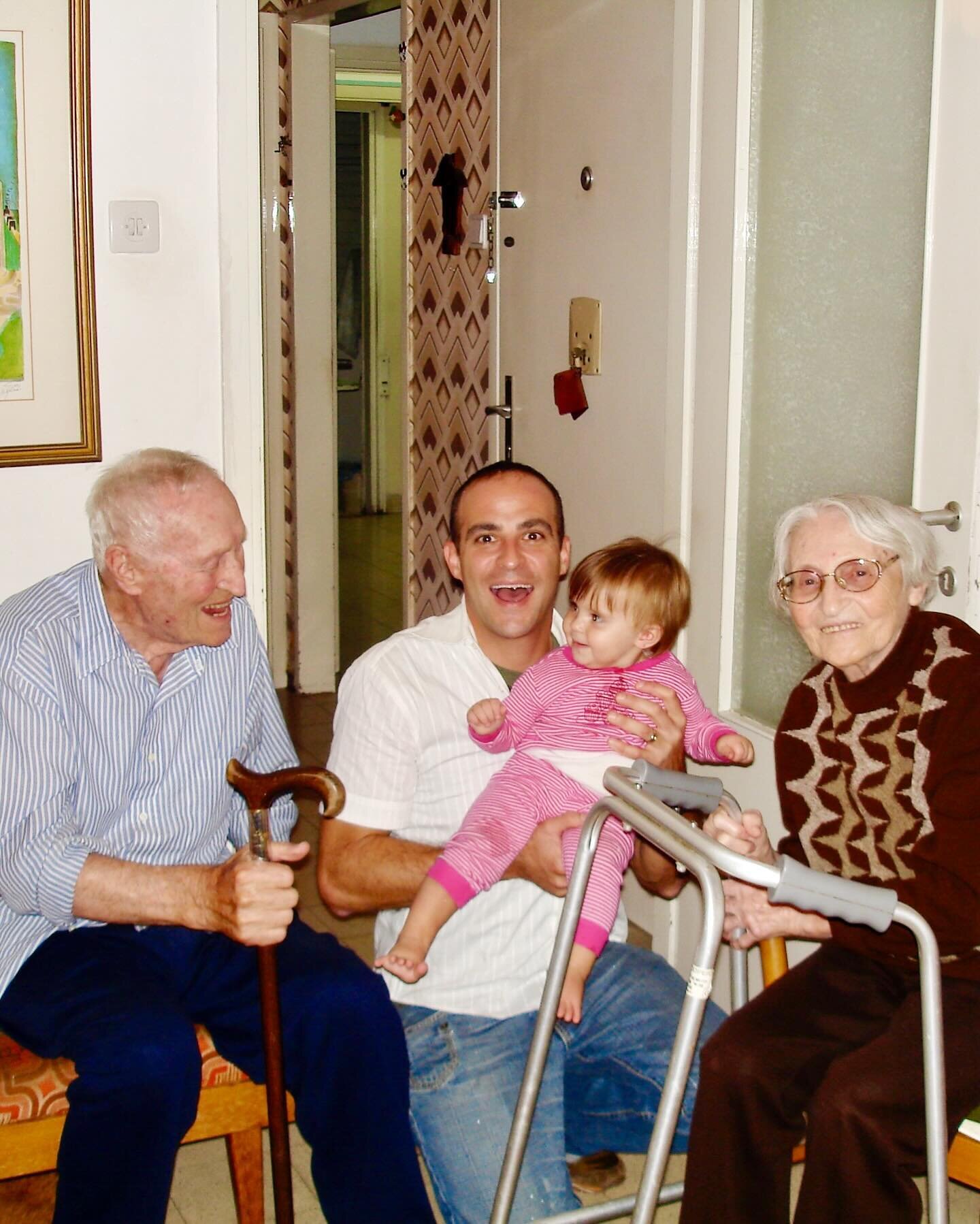 October 19, 2005, Haifa Israel
(18 years ago today)
✨✨✨
Ori &amp; I took Ruby to meet her maternal great grandparents, Bella &amp; Isaac, upon her turning one years old. We felt it was important to make this trip since they were already in their 90&r