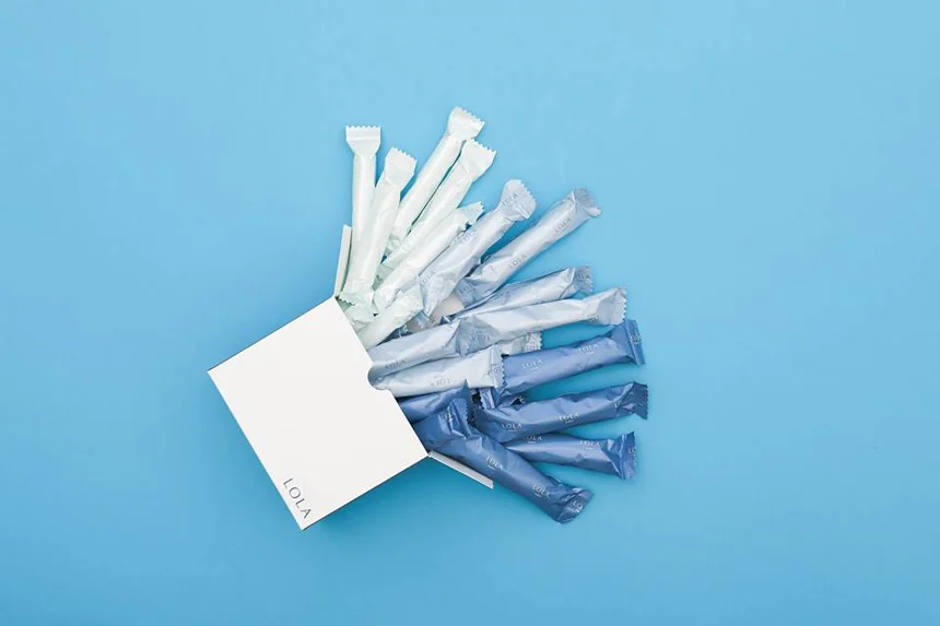 lola-tampons-box-blues.jpg