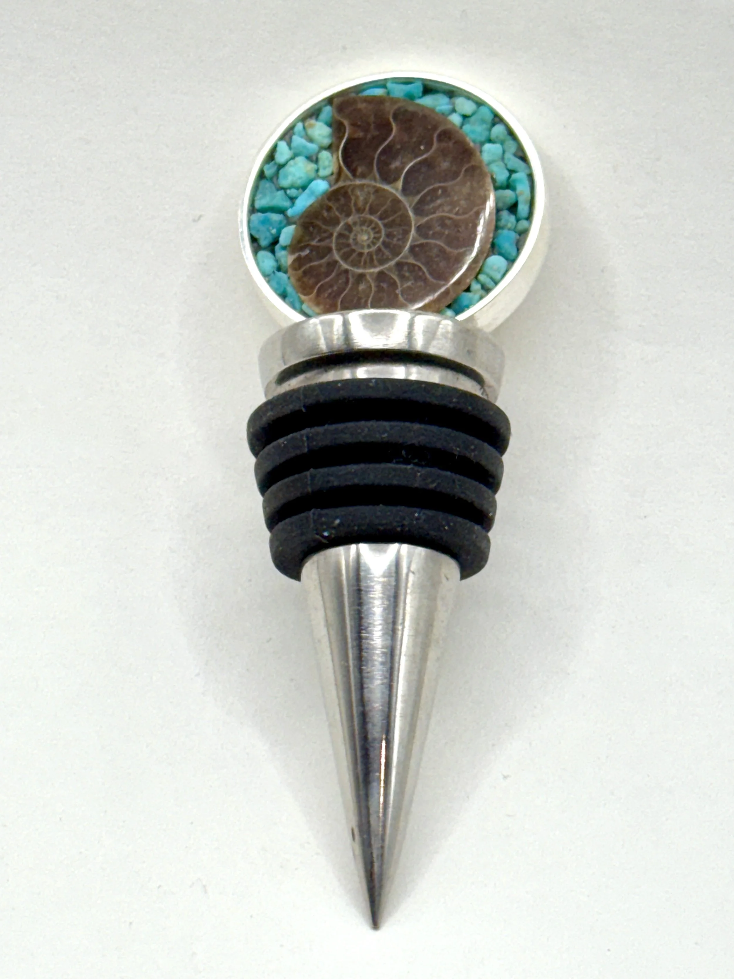 Ammonite:Turquoise Circle Bottle Stopper.jpeg