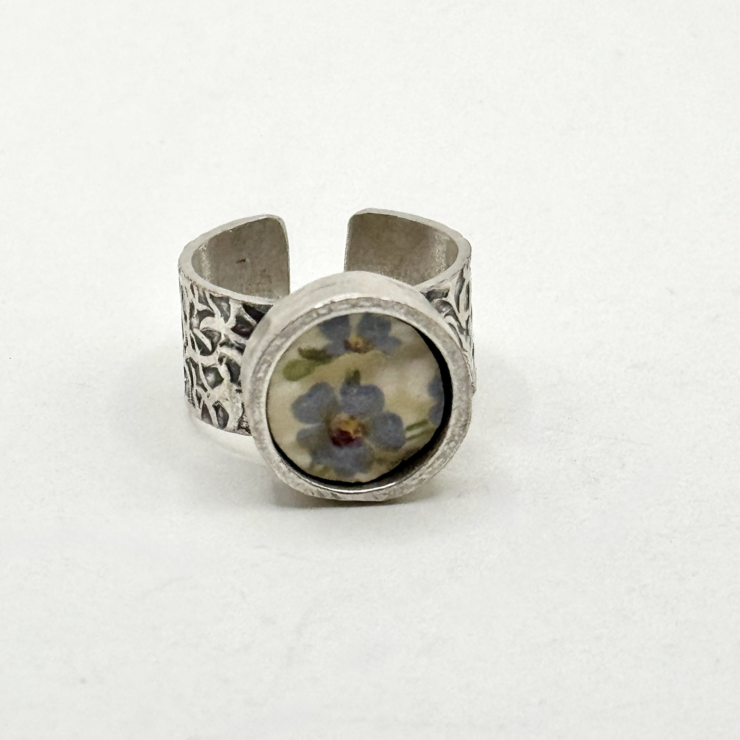 Floral China Circle Ring.JPG