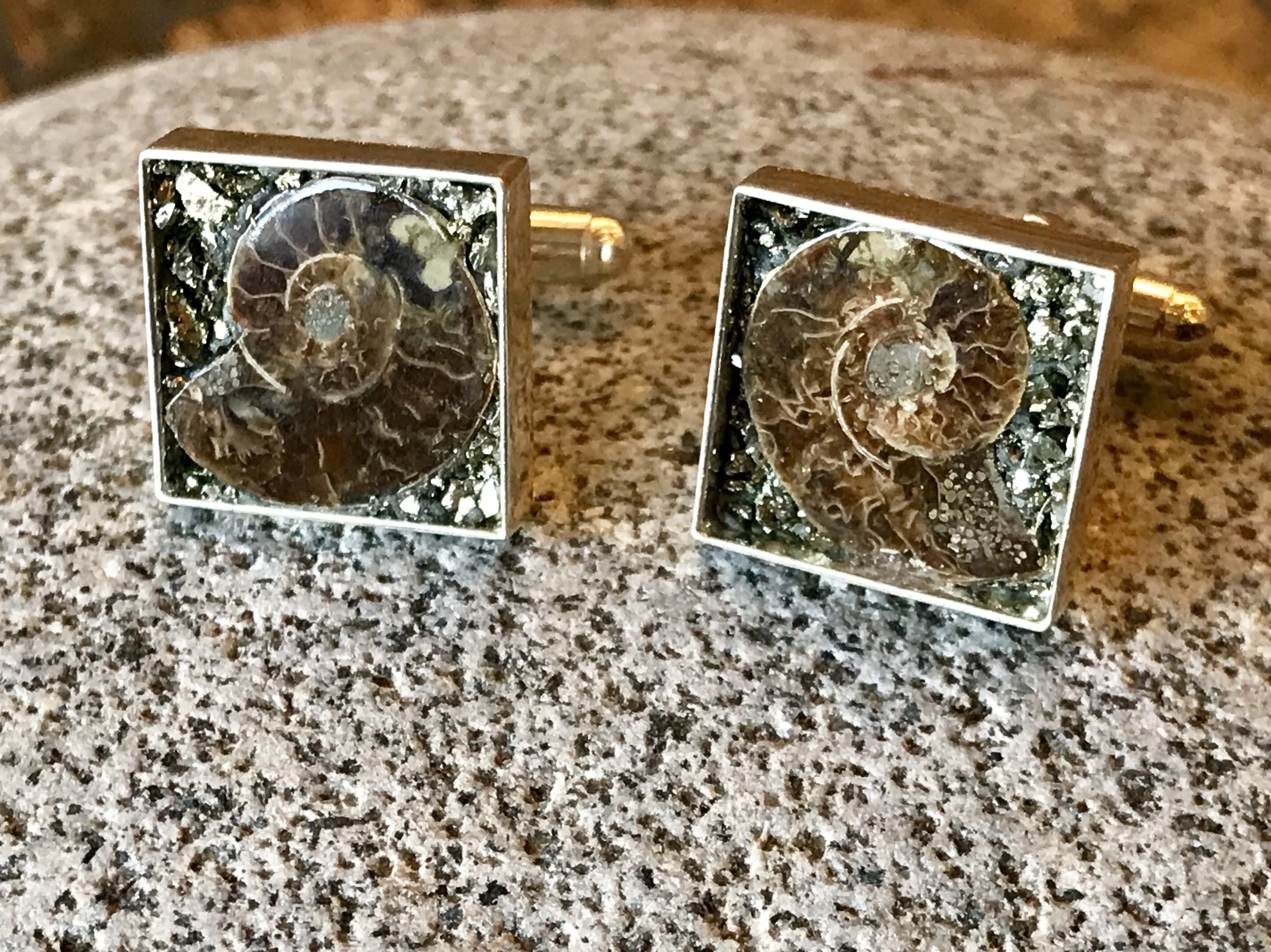 Cufflinks3.jpg