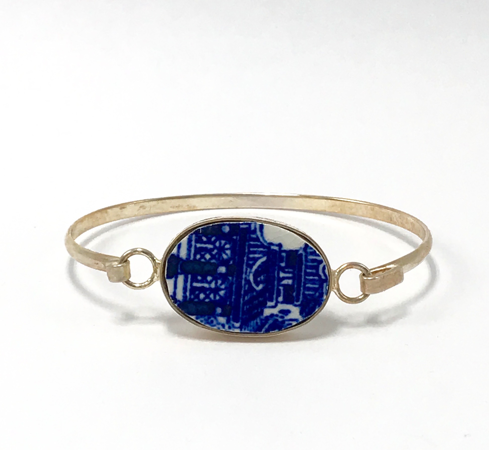 BlueWillowOvalBracelet.jpg