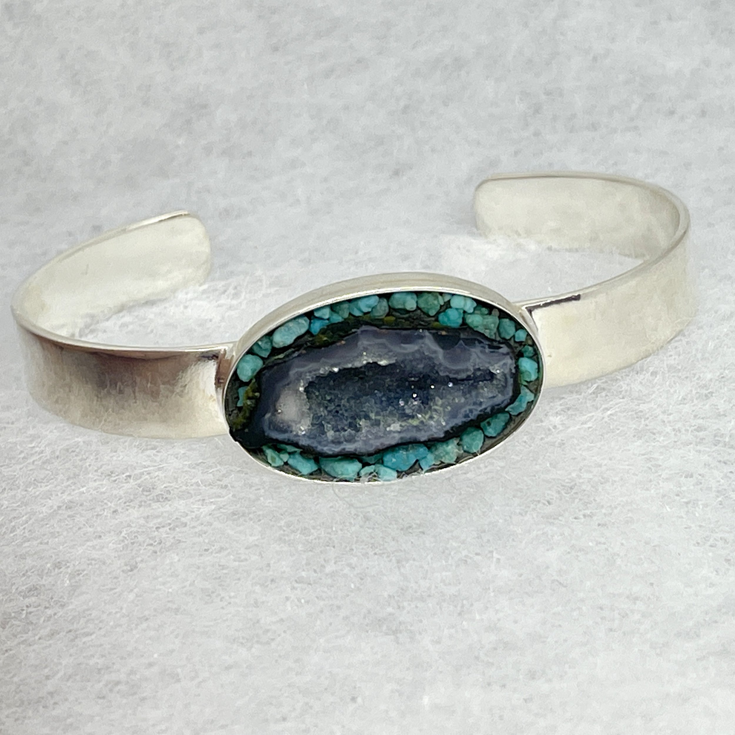 Geode:Turquoise Oval Bracelet.jpeg