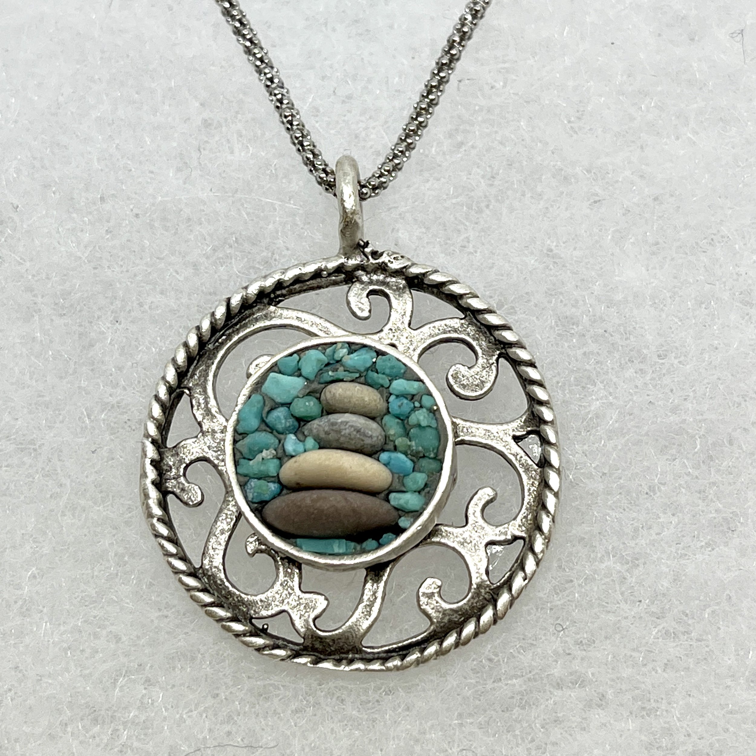 Cairn Filigree Circle Necklace.jpeg