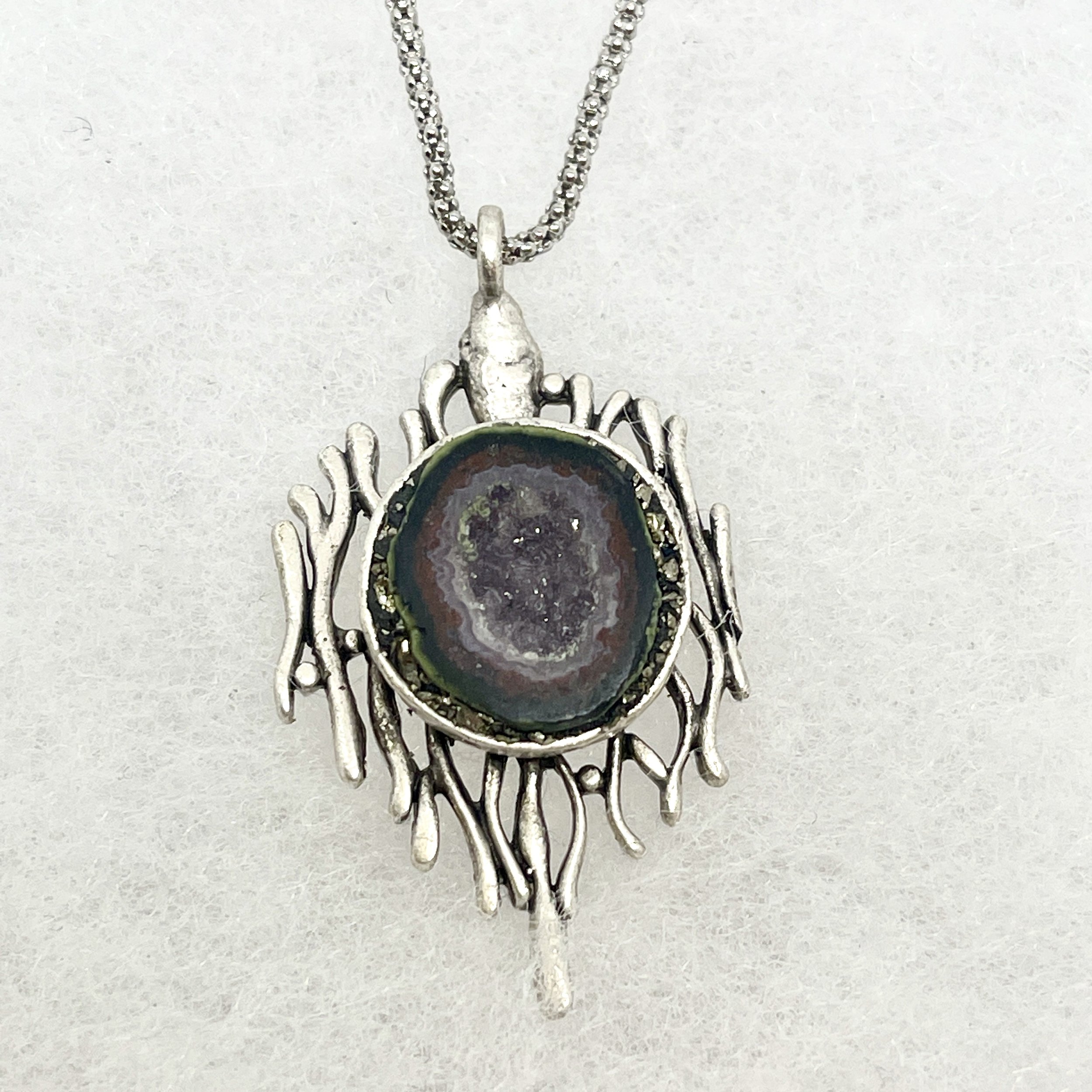 Geode Scribble Necklace.jpeg