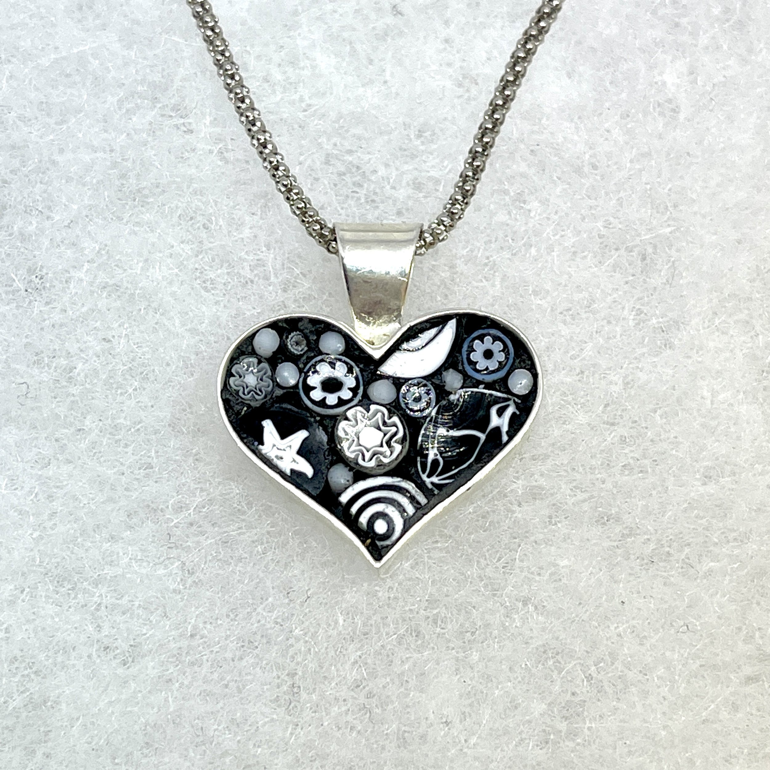 Black:White Small Heart Necklace.jpeg