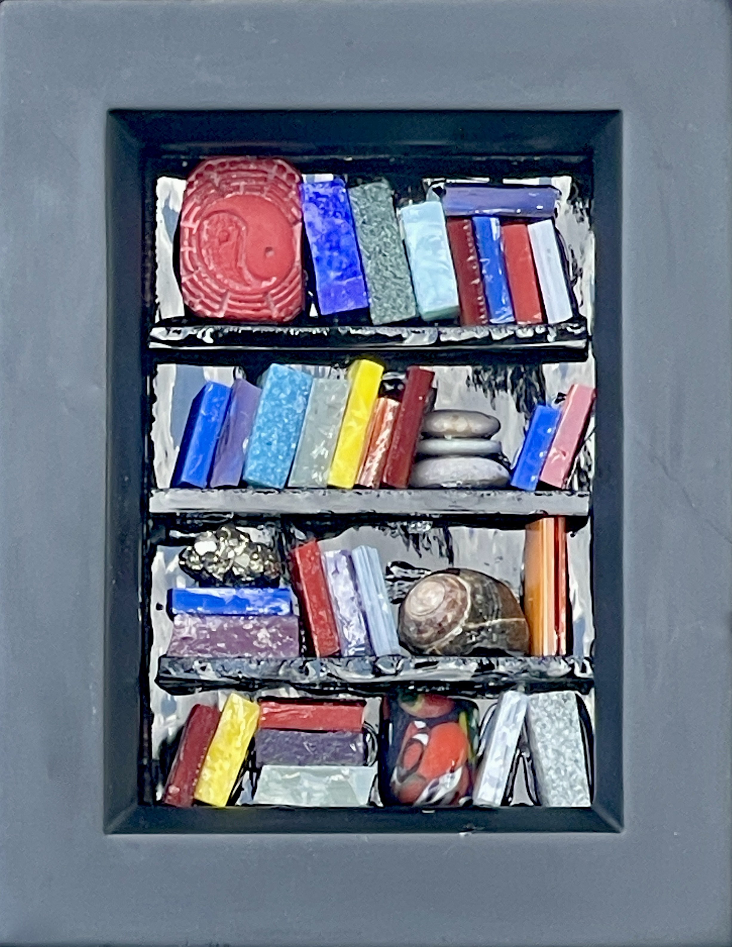 Mini Bookcase (d).jpeg