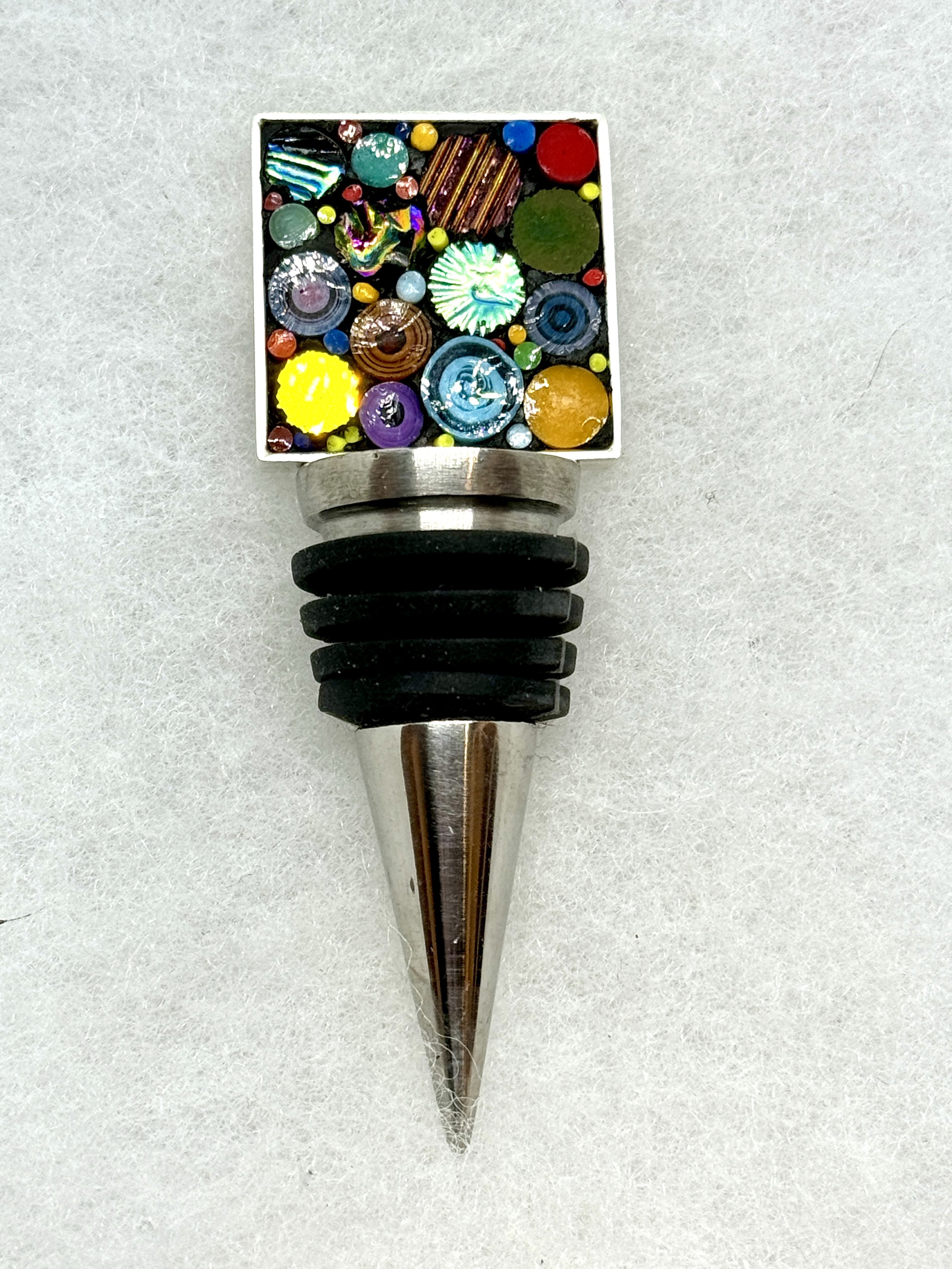 Square Multidot Bottle Stopper.jpeg