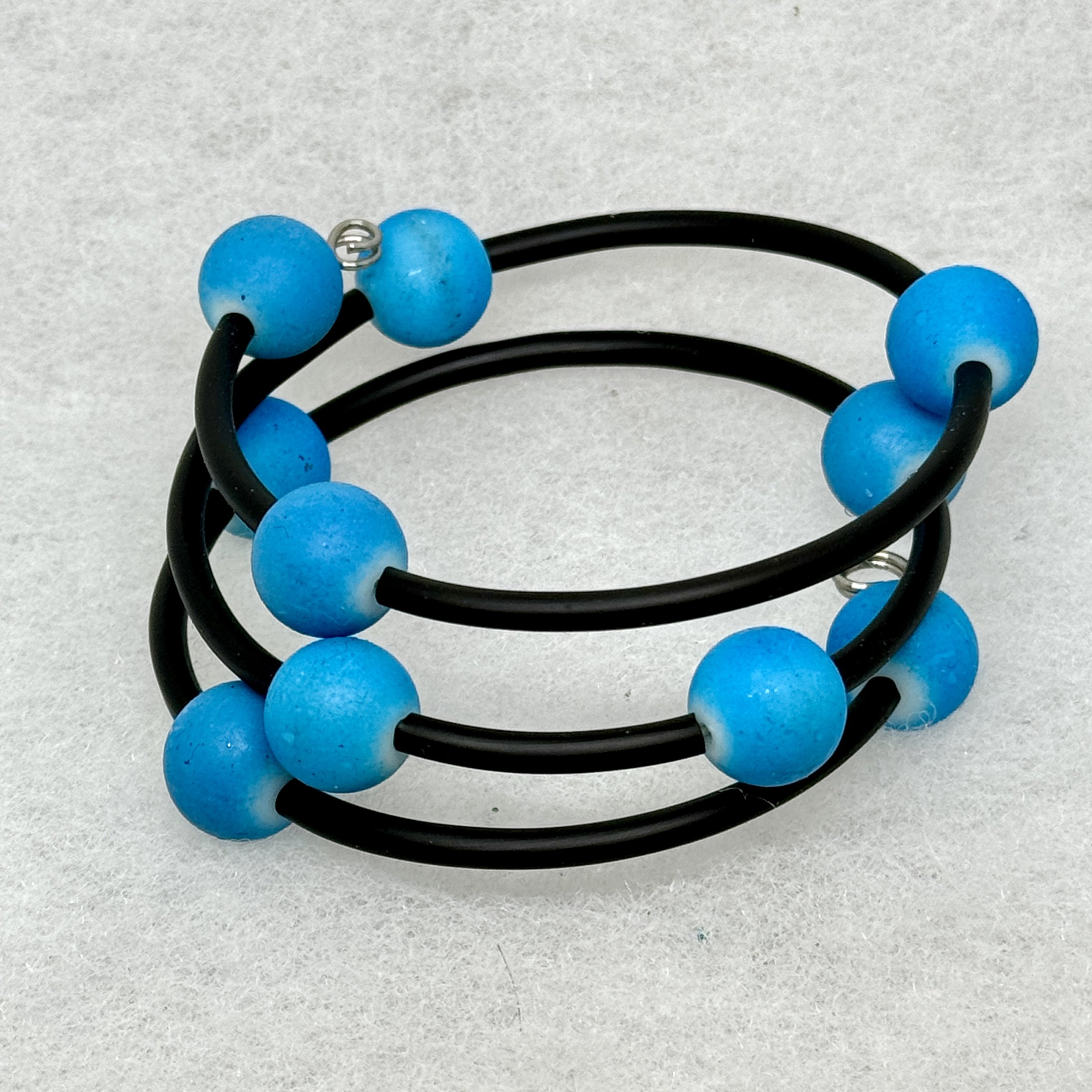 Blue Bead Memory Wire Bracelet.jpeg
