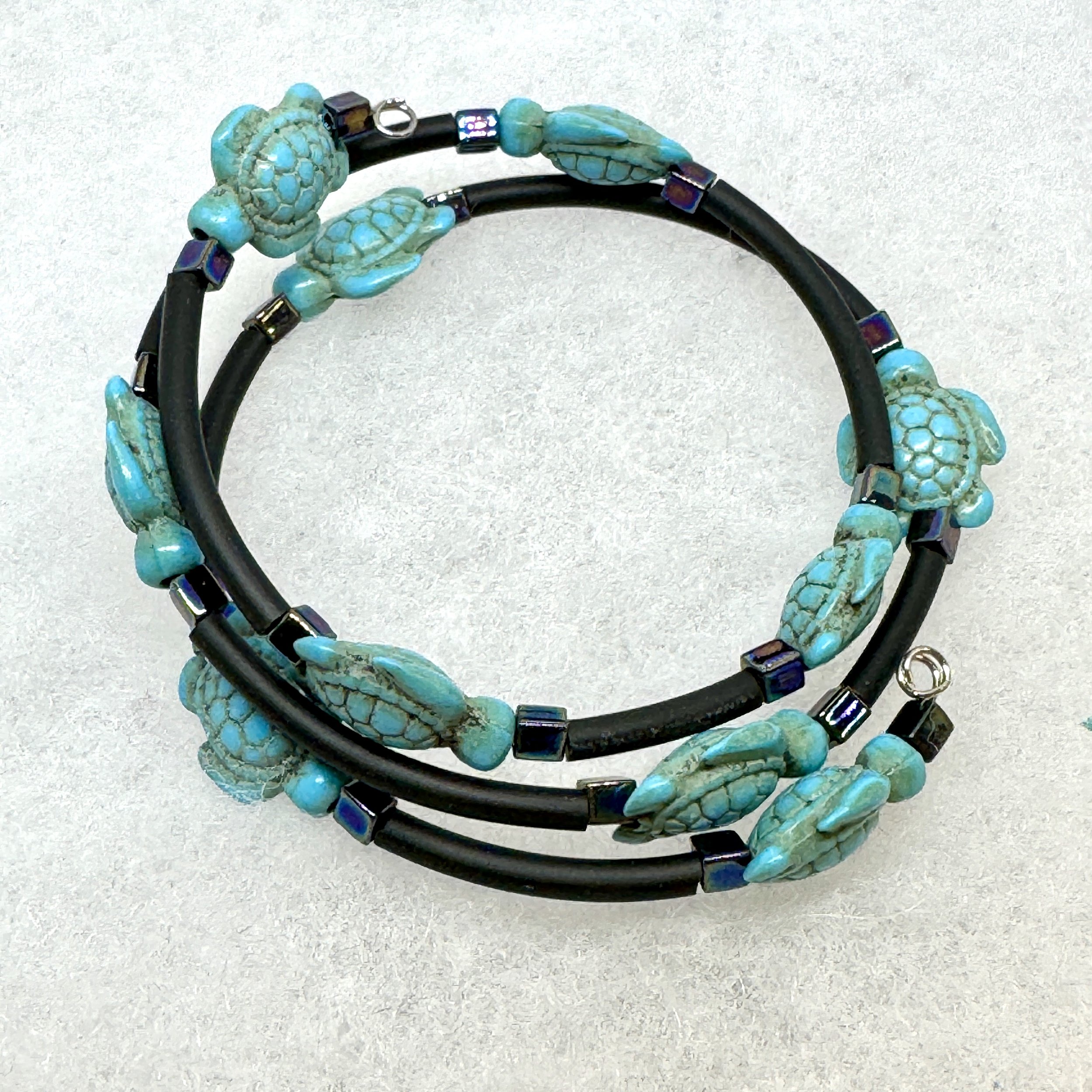 Turtle Bead Memory Wire Bracelet.jpeg