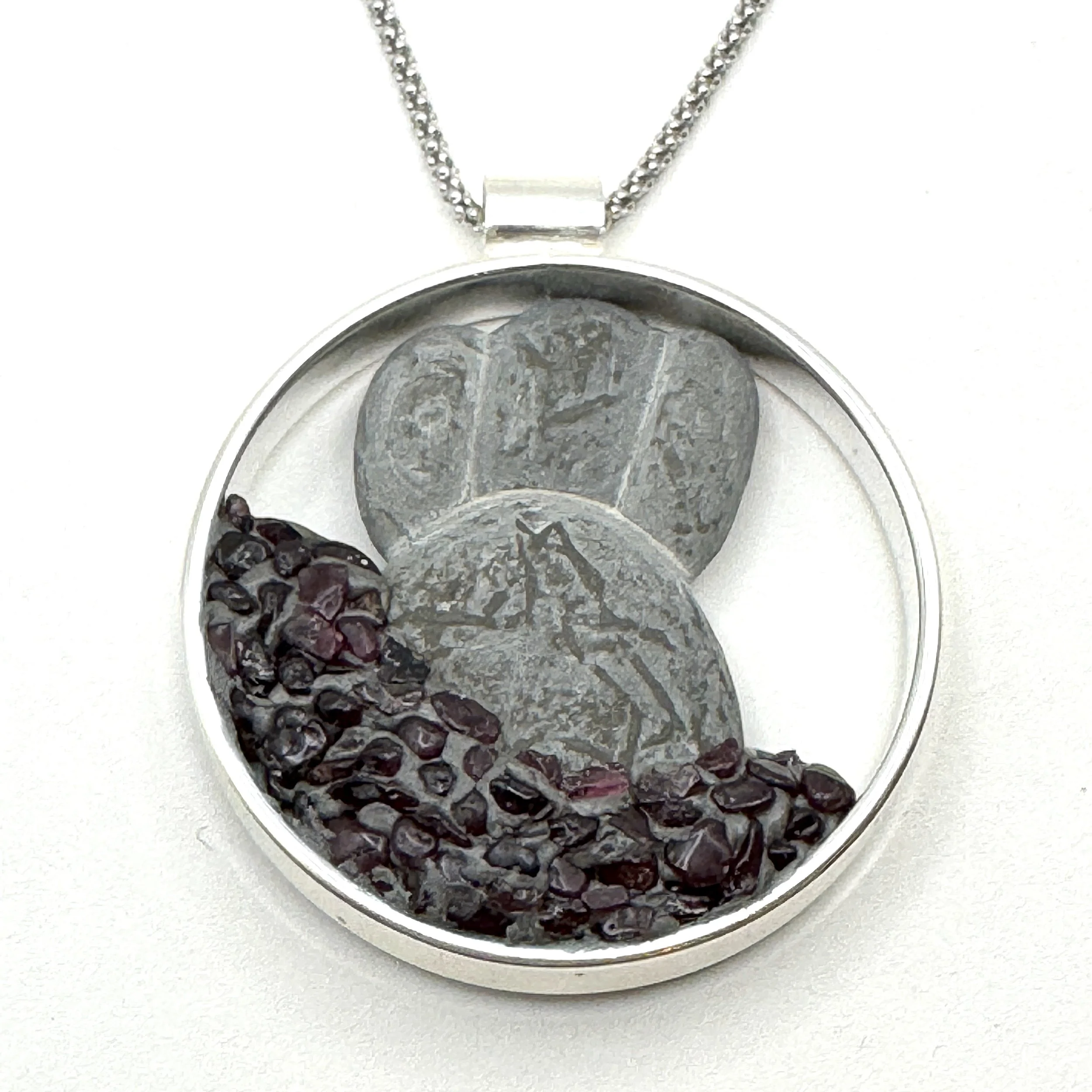 Open Circle Goddess Stone Necklace Turquoise:Garnet2.jpeg