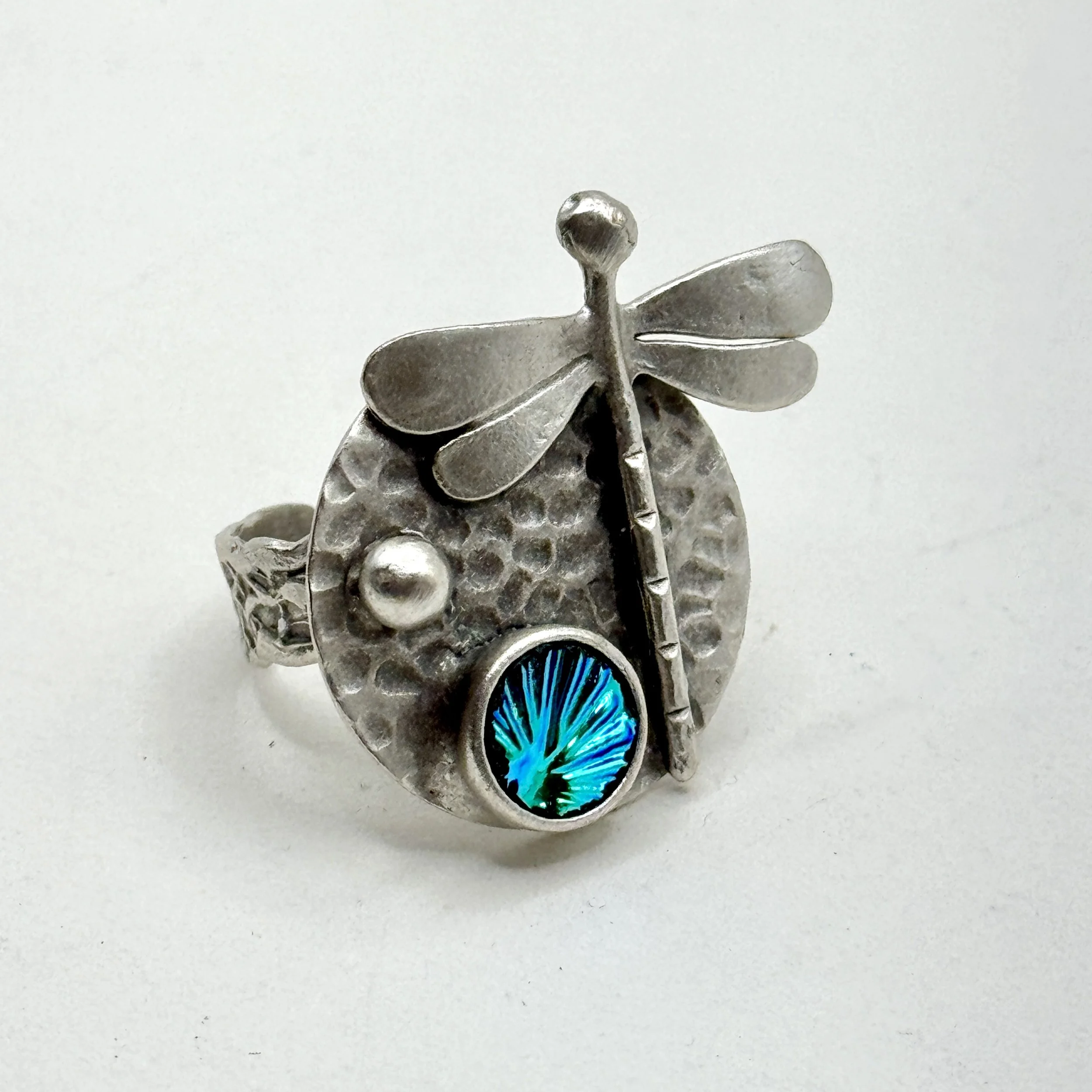 Dragonfly Hammered Circle Ring.jpeg