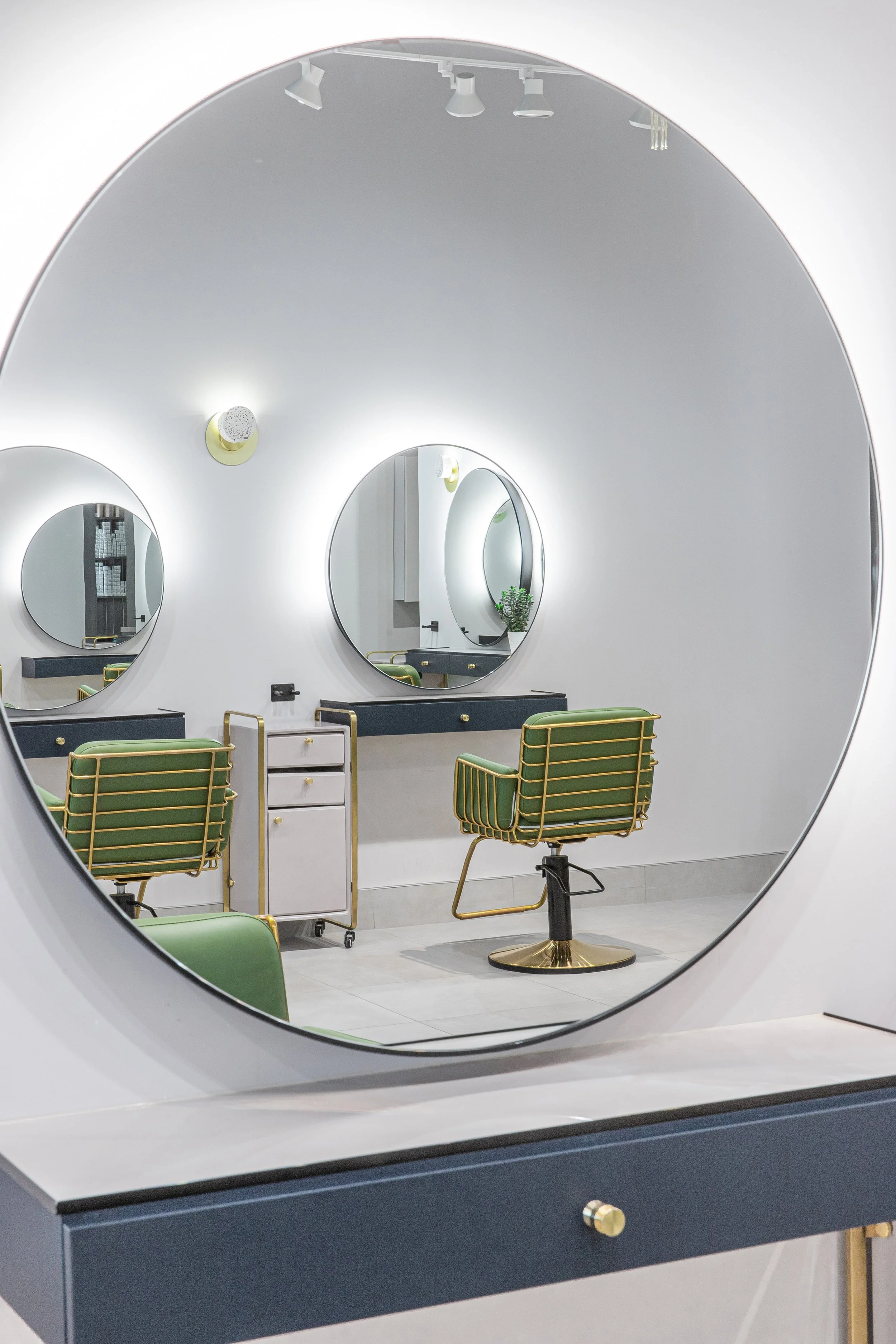 2019.11.25 HWY7Interior-2635.jpg