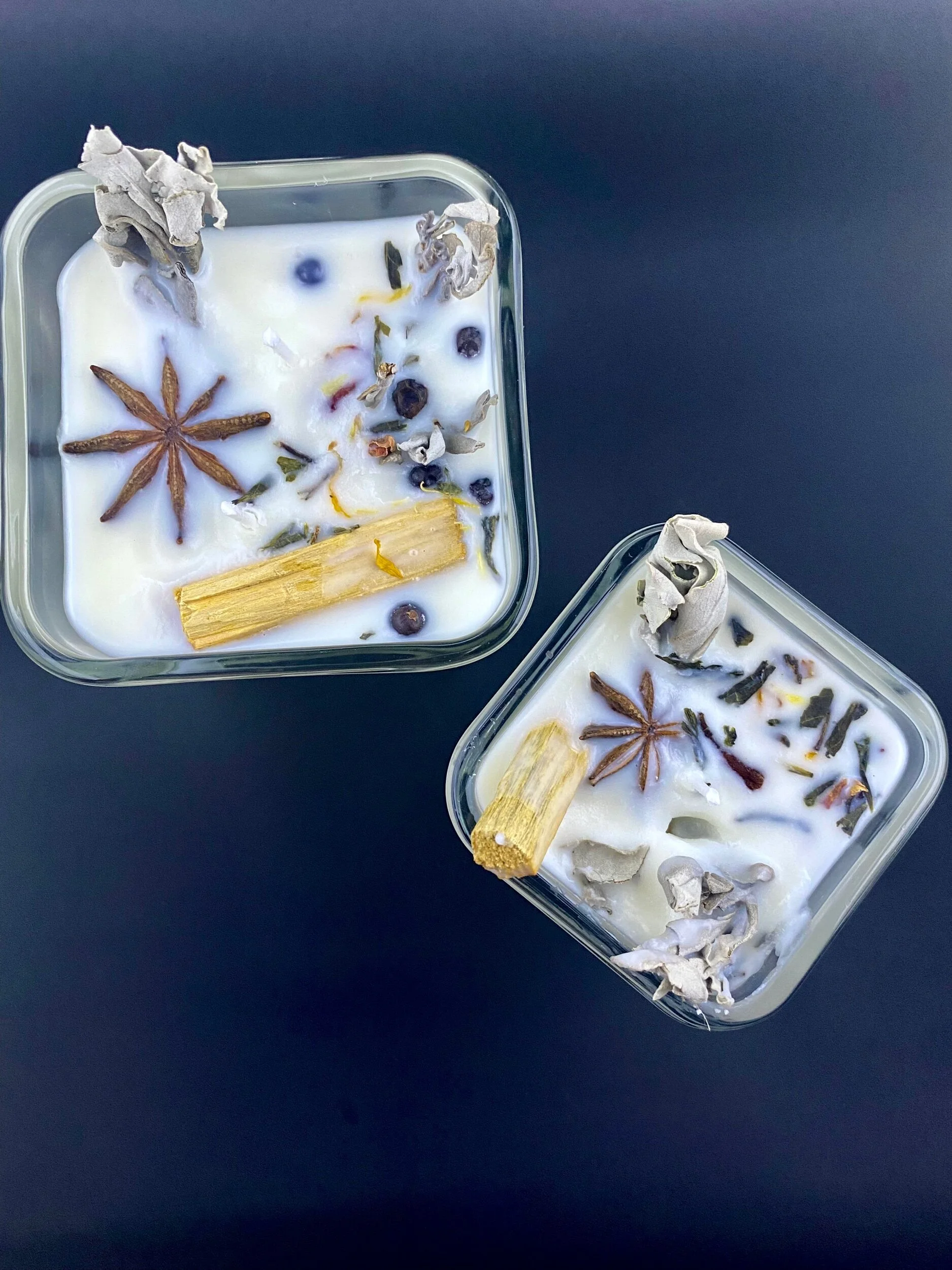 3DB5D0F2-5A92-49C6-BBE3-48930A685A2A