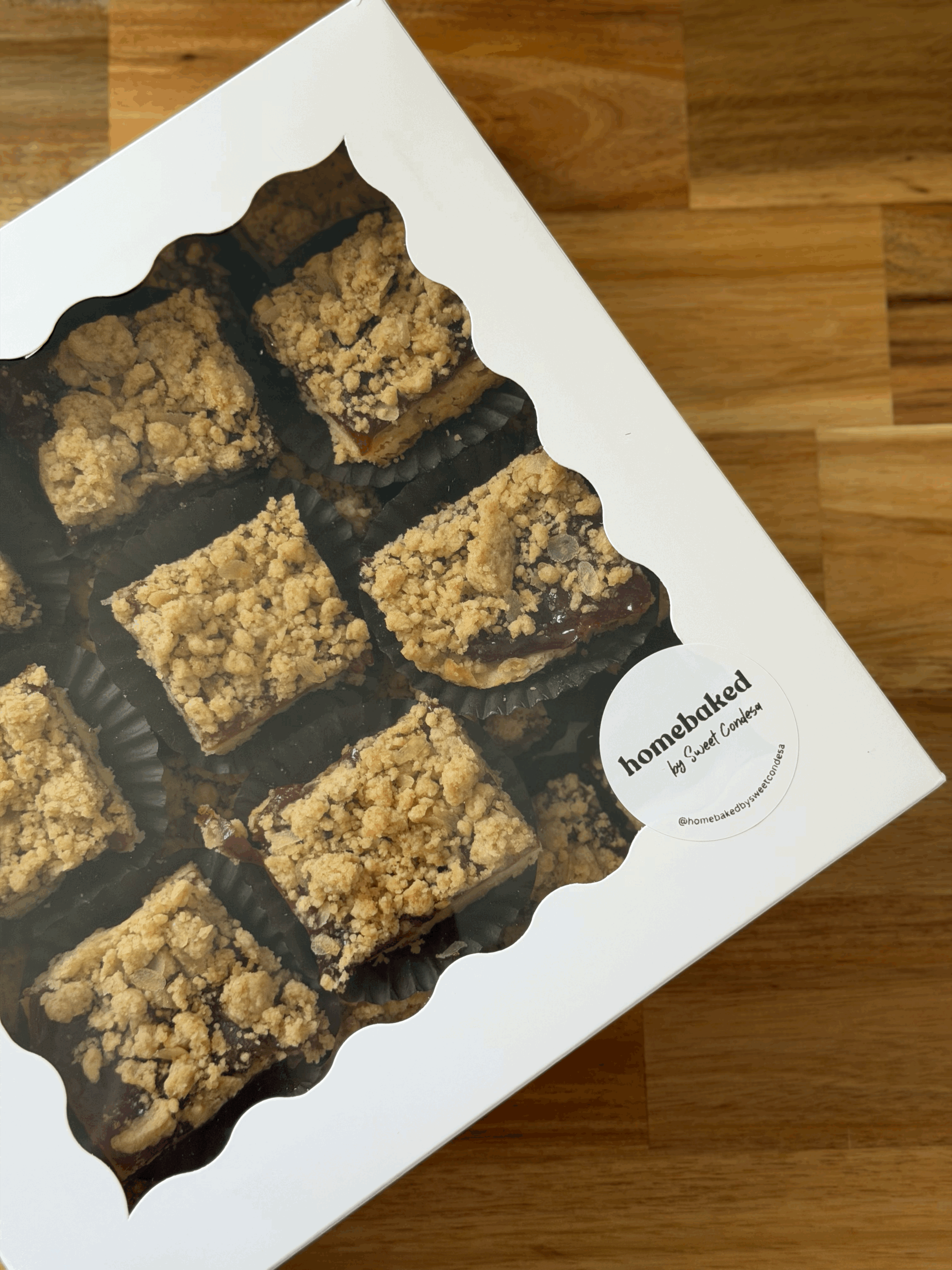 Guava Pinipig Crumble Bars
