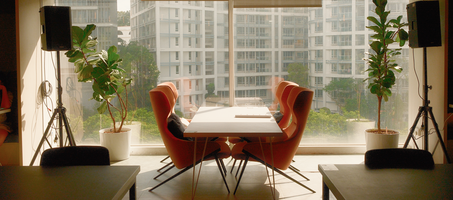 A Day in the Life: Coffee Shop vs Coworking Space vs Home — Which Fuels Your Productivity in Singapore?