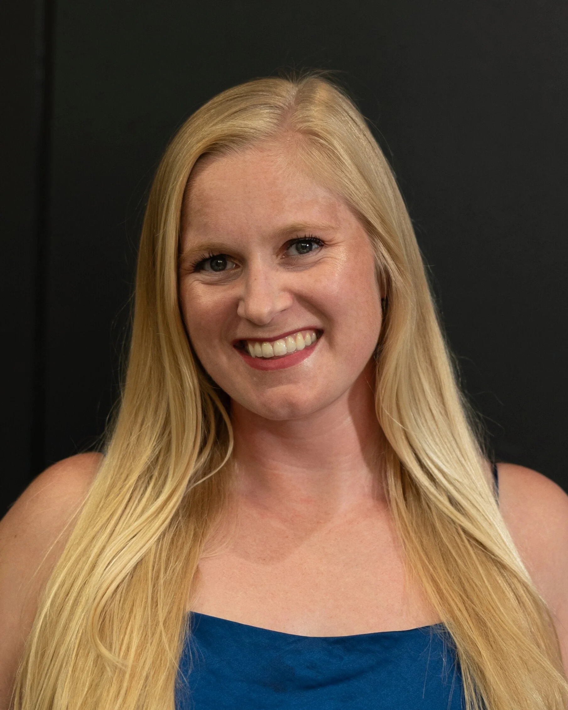 headshot 6.jpg