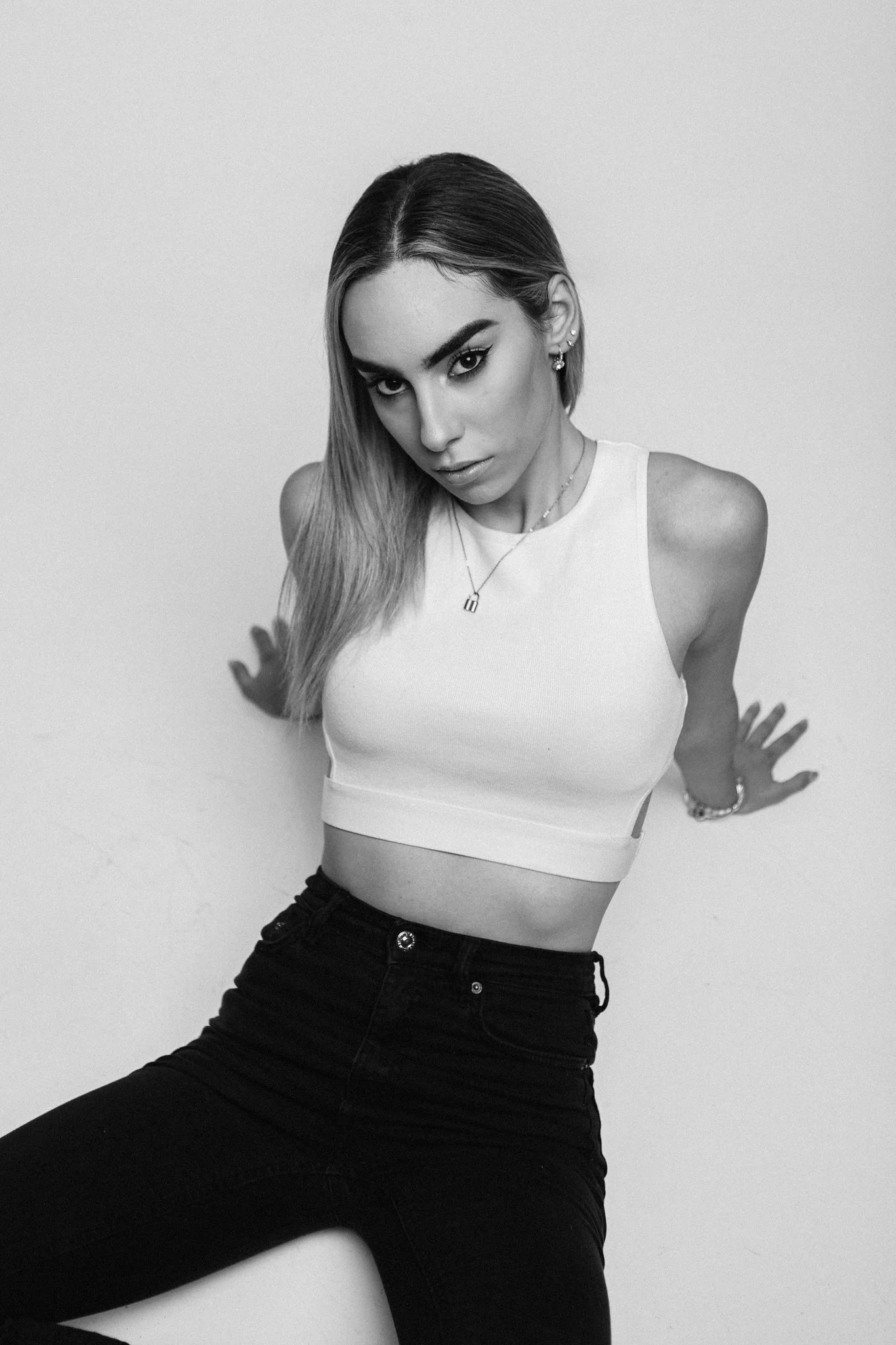 Agencia Blanca x Rebelz - 058-X4.jpeg