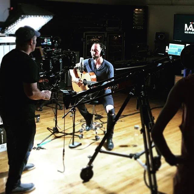 Super stoked to share an exciting 2-part collab with @musicandmotionpictures. Director Aaron Martin and crew do top-notch work. Here we're shooting one of my favorite songs to cover....stay tuned for a sneak peak video soon!!