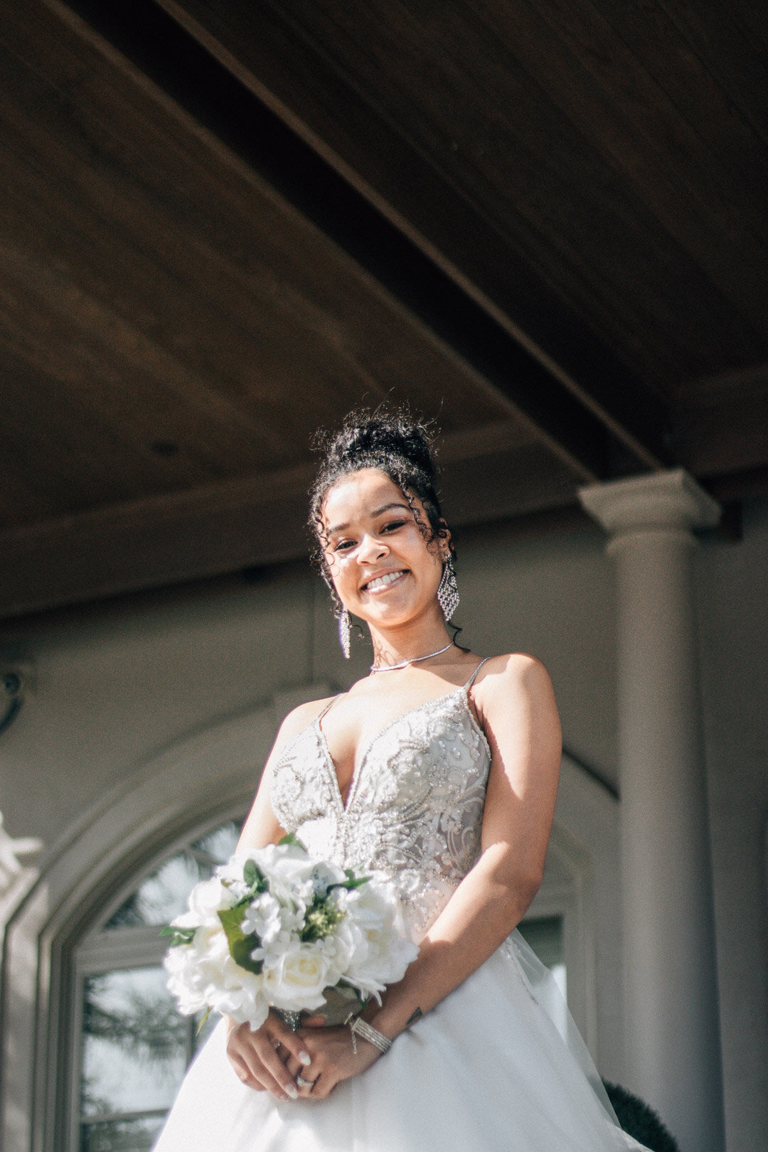 wedding white (rocki)