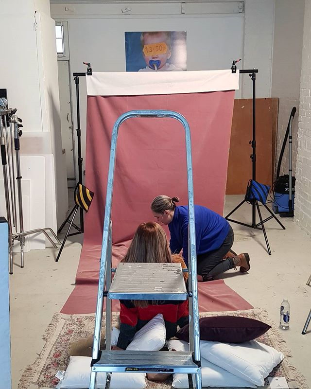 It was a pleasure to have @futurefrock in the studio with @alicewilby @nick.dunne @charlie_lee94 
#velvet #photostudio #bethnalgreen #photography #fashionshoot #bts #studiohire #fashionphotography #eastlondon #broncolor