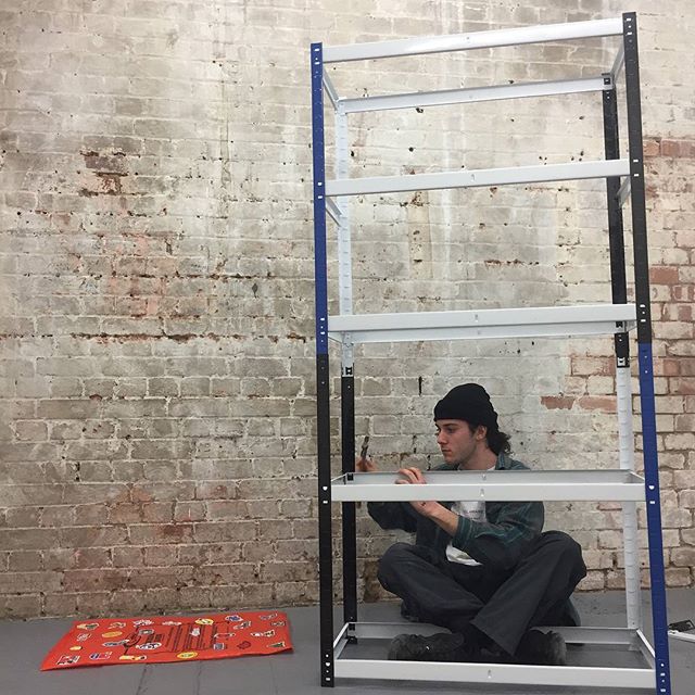 Repost @vardaxoglou 
Setting up for this everning operning!

#operningnight #gallery #eastlondonart #artlondon #sladeschooloffineart #soloshow #studio59 #bethnalgreen #vice