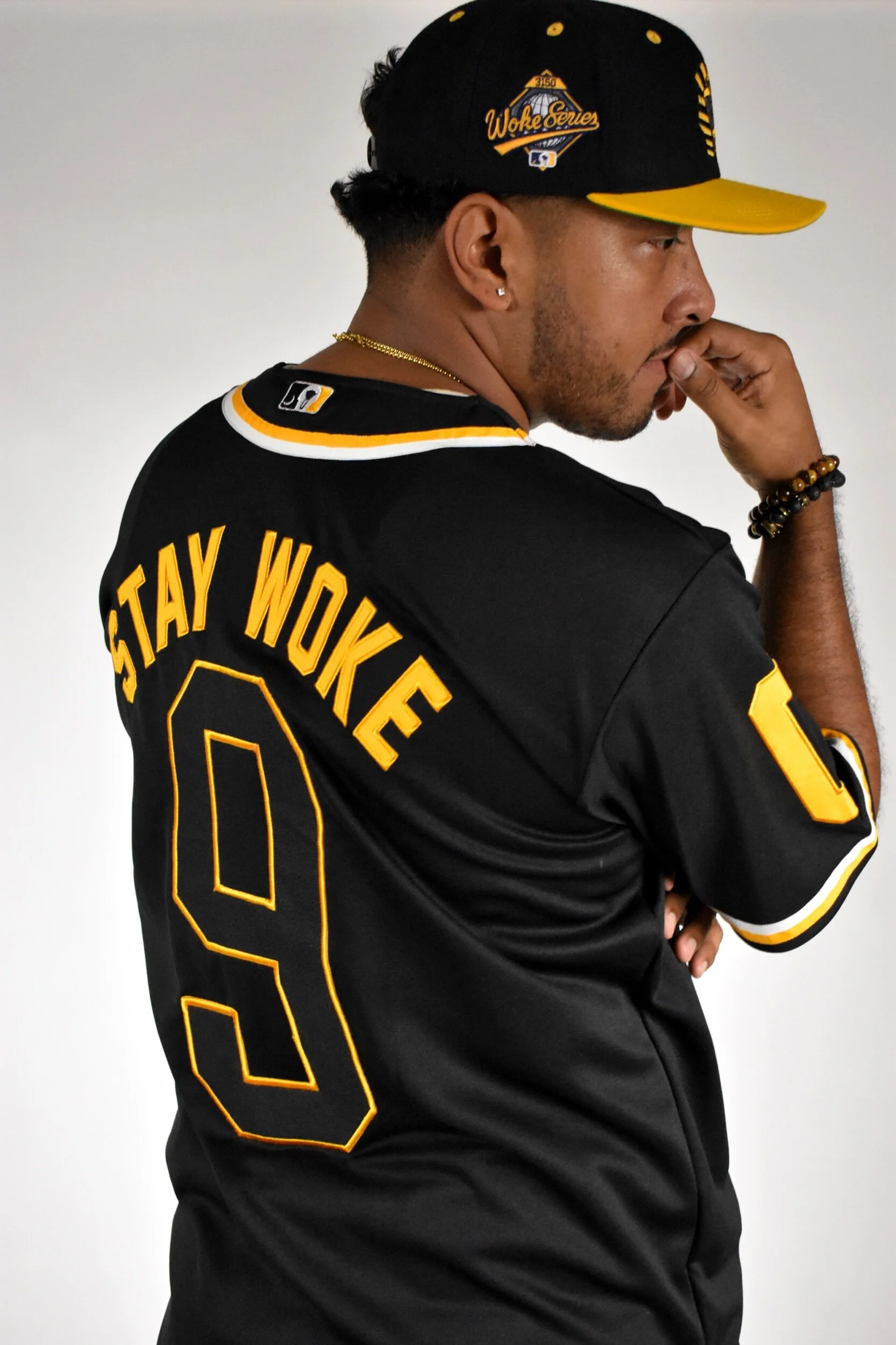 F4F305EE-515F-415F-94A4-A844981B1516