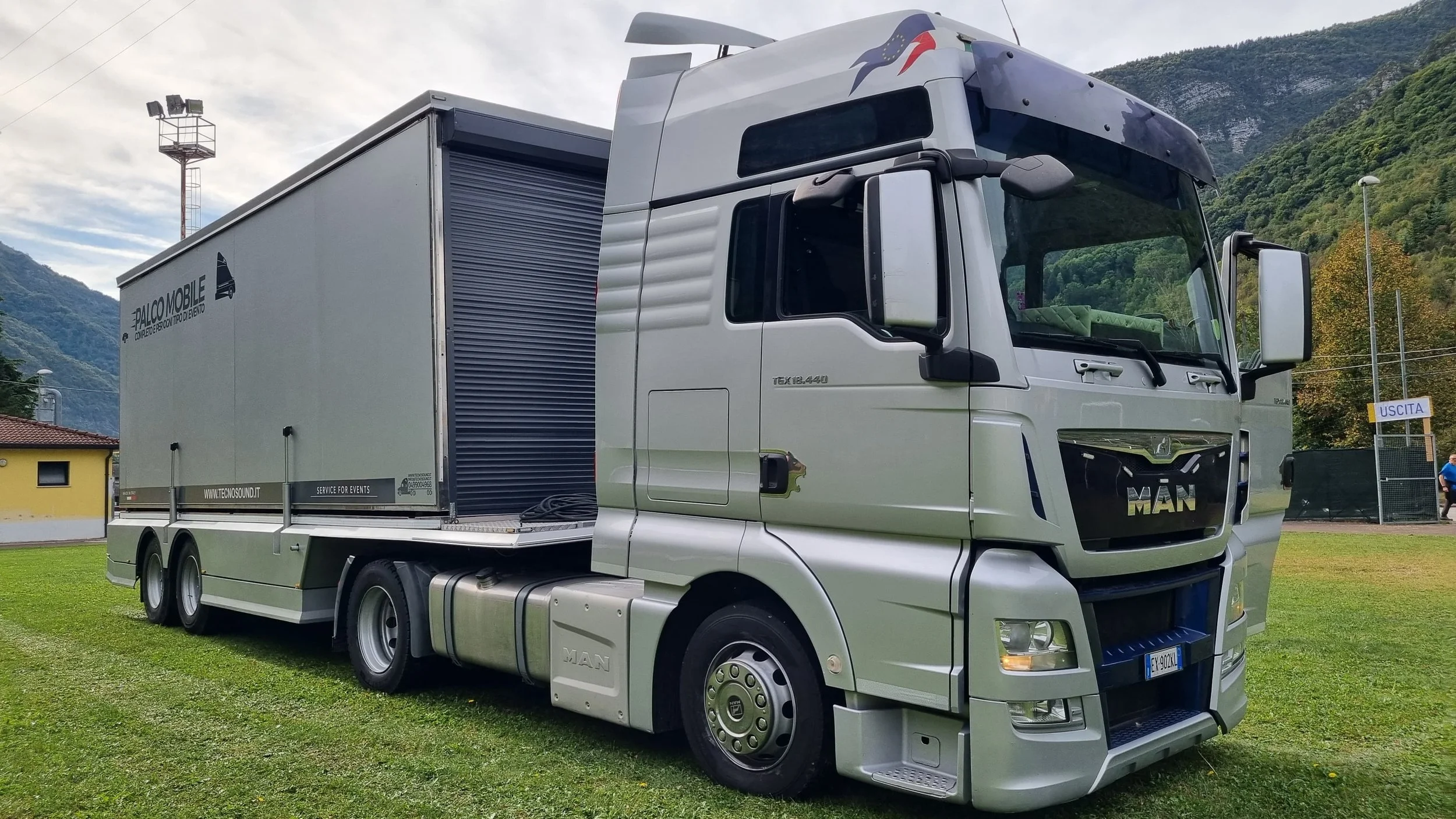 WhatsApp Image 2024-02-06 at 19.20.51.jpeg